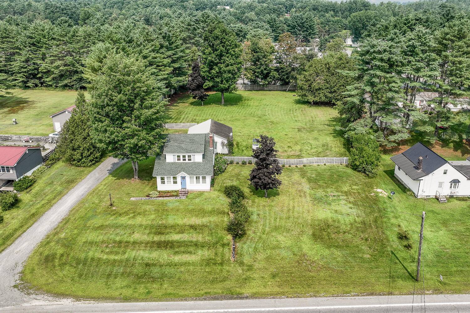 Skowhegan, ME 04976,288 Canaan RD