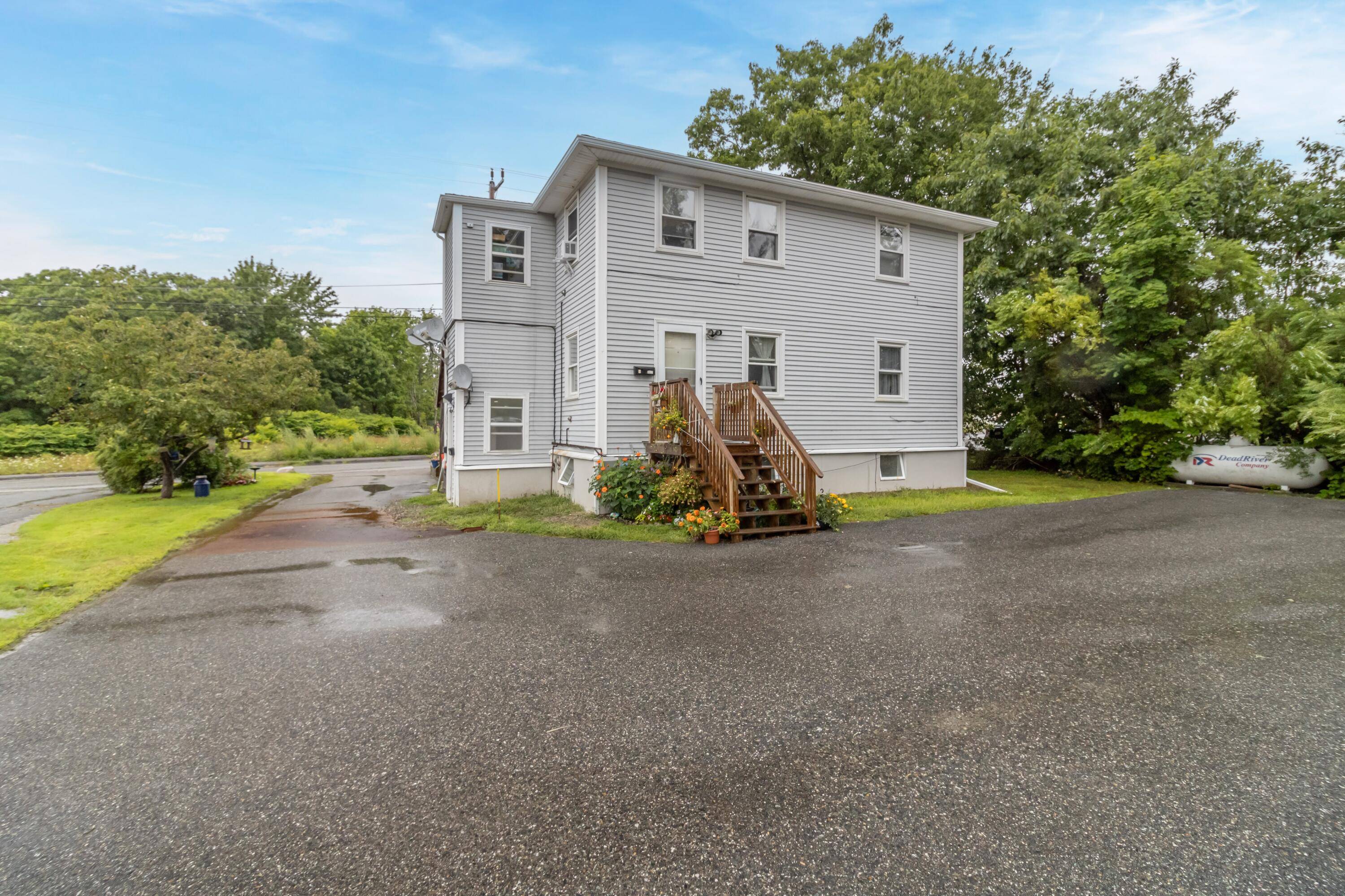 Ellsworth, ME 04605,49 Foster ST