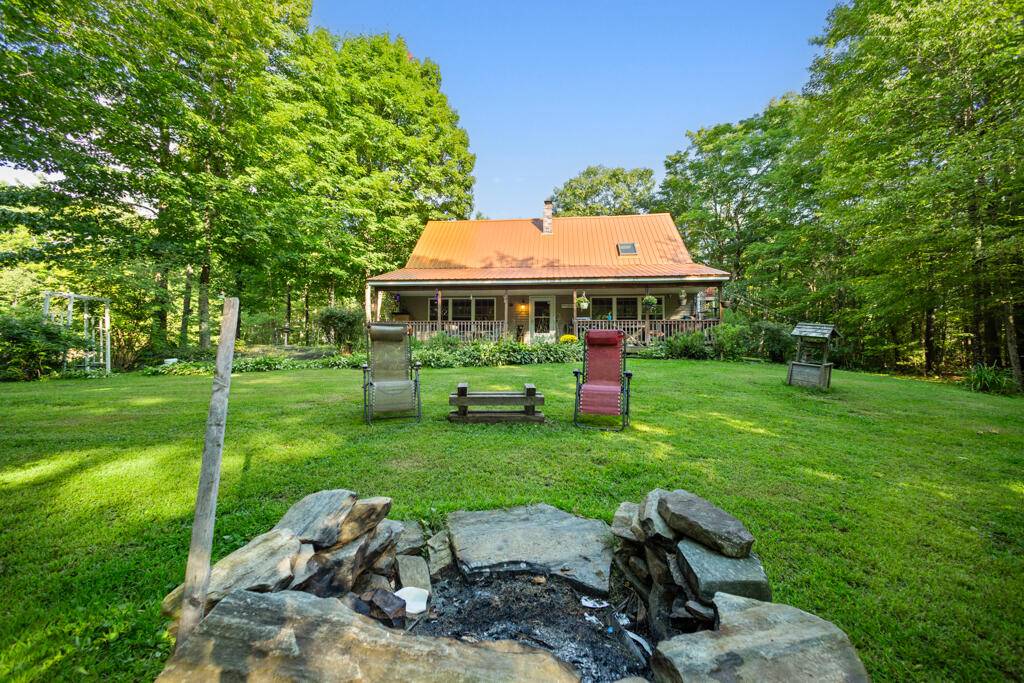 Winslow, ME 04901,68 Sunfish RD