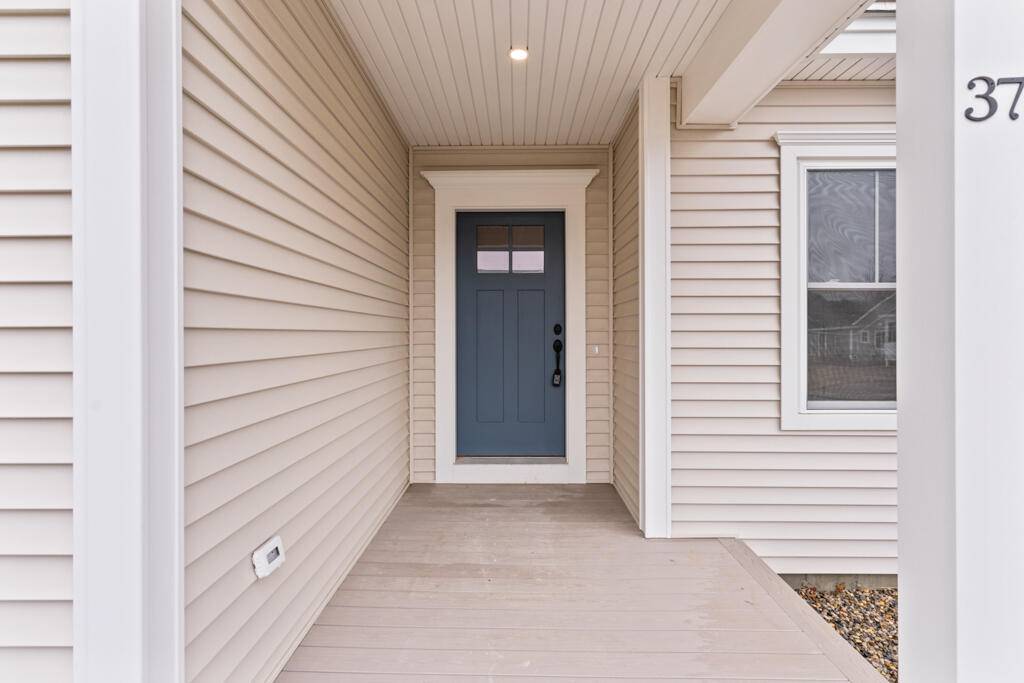 Scarborough, ME 04074,37 Paulsen DR