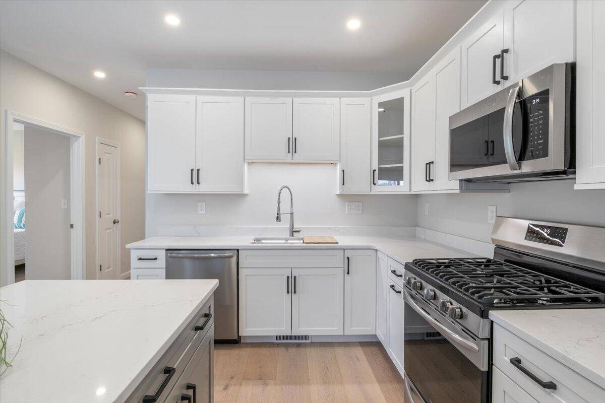 Kittery, ME 03904,24 Regency CIR #1