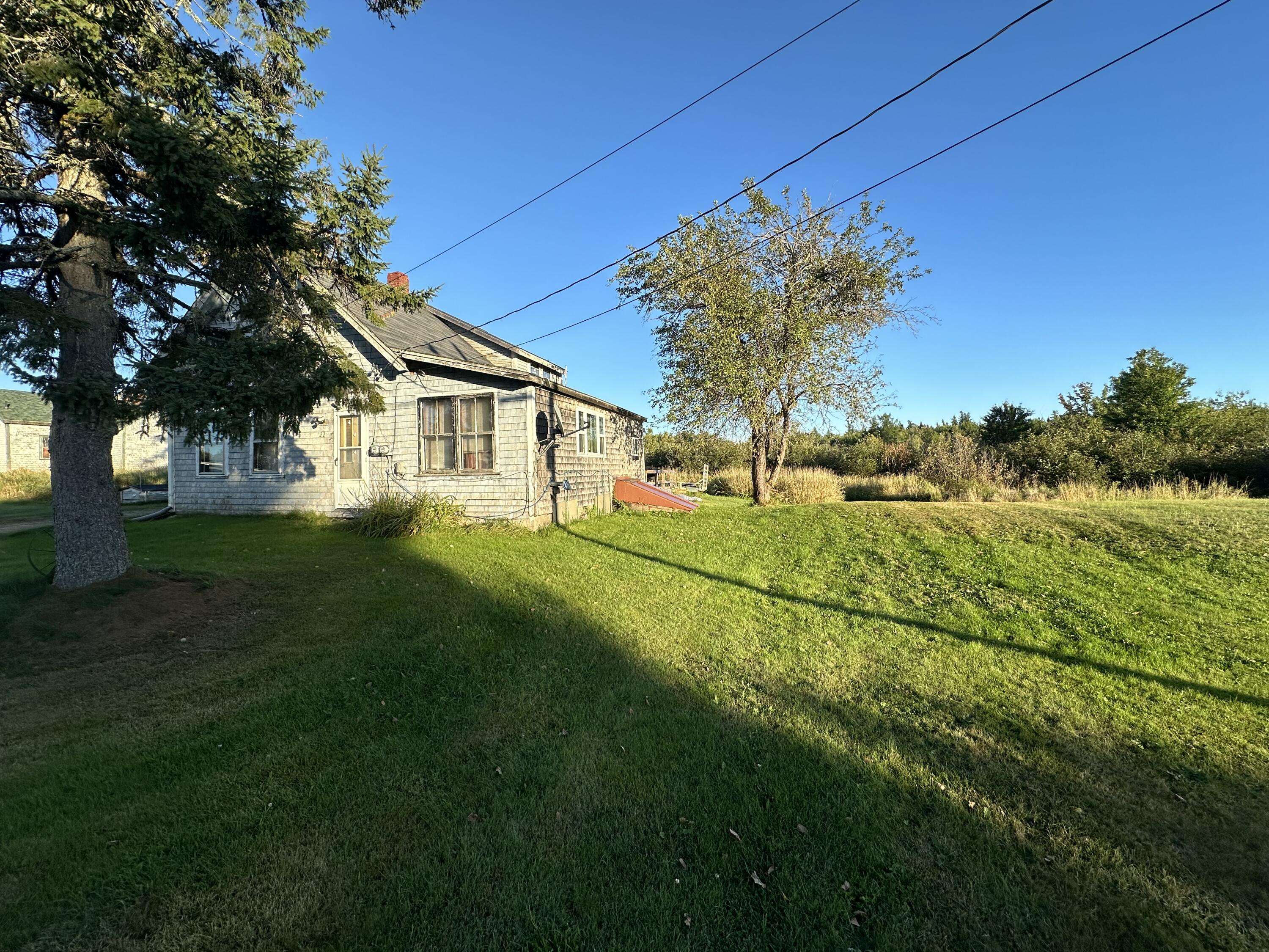 Whitneyville, ME 04654,22 Cross ST