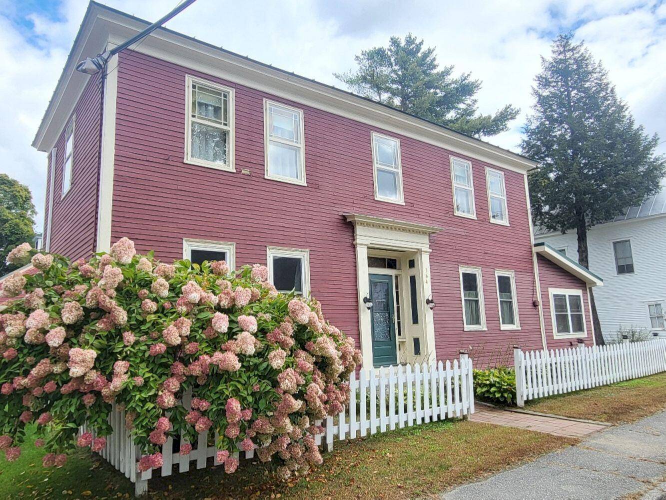 Farmington, ME 04938,164 Croswell RD