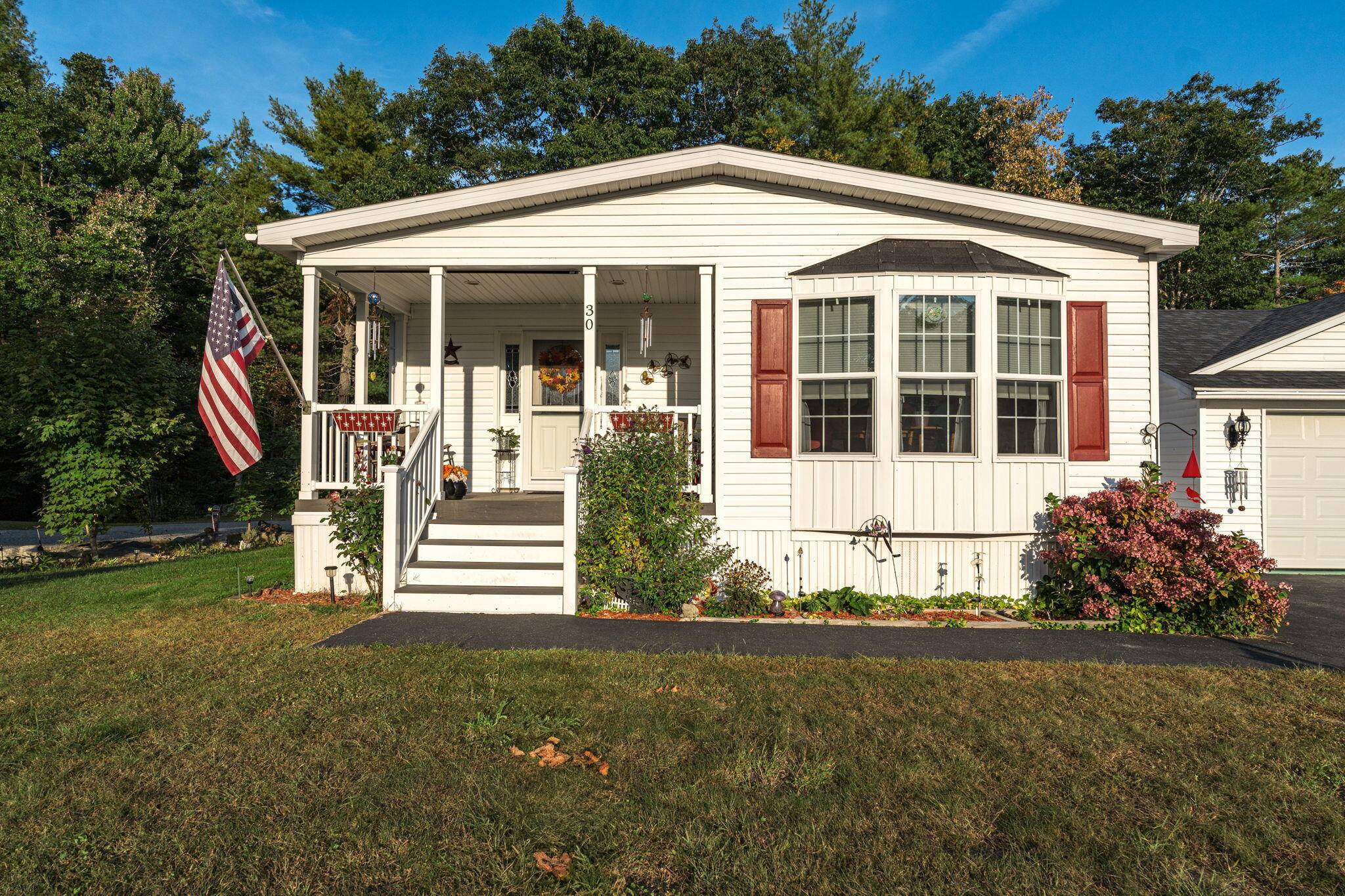 Turner, ME 04282,30 Meadow DR