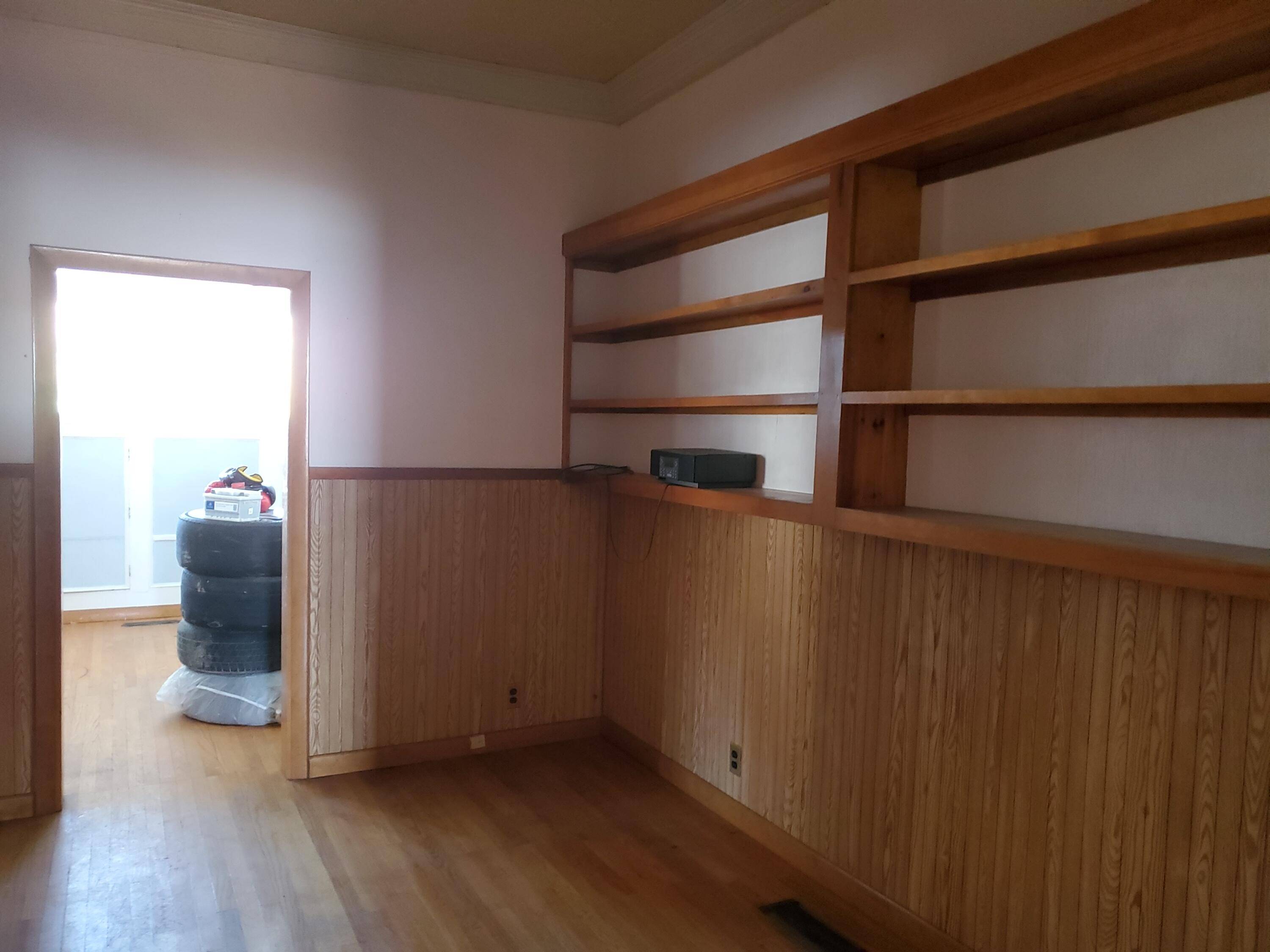 Milo, ME 04463,5 Elm ST