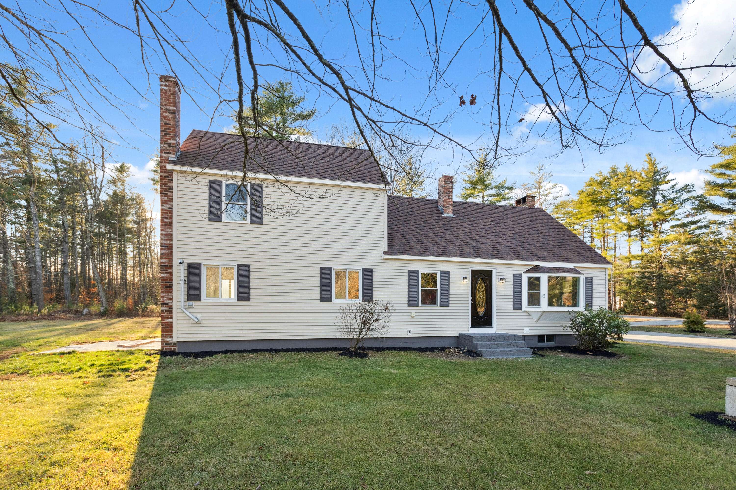 North Berwick, ME 03906,405 Lebanon RD