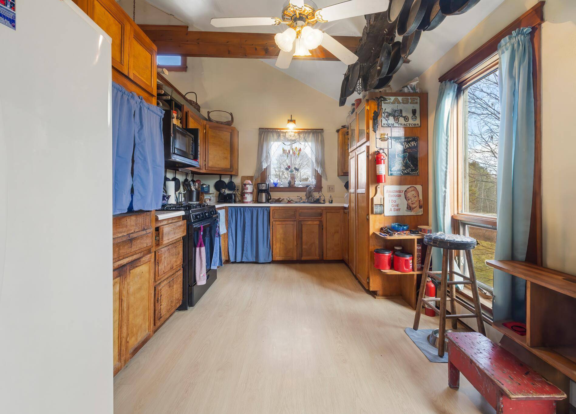 Newburgh, ME 04444,2443 Carmel RD N