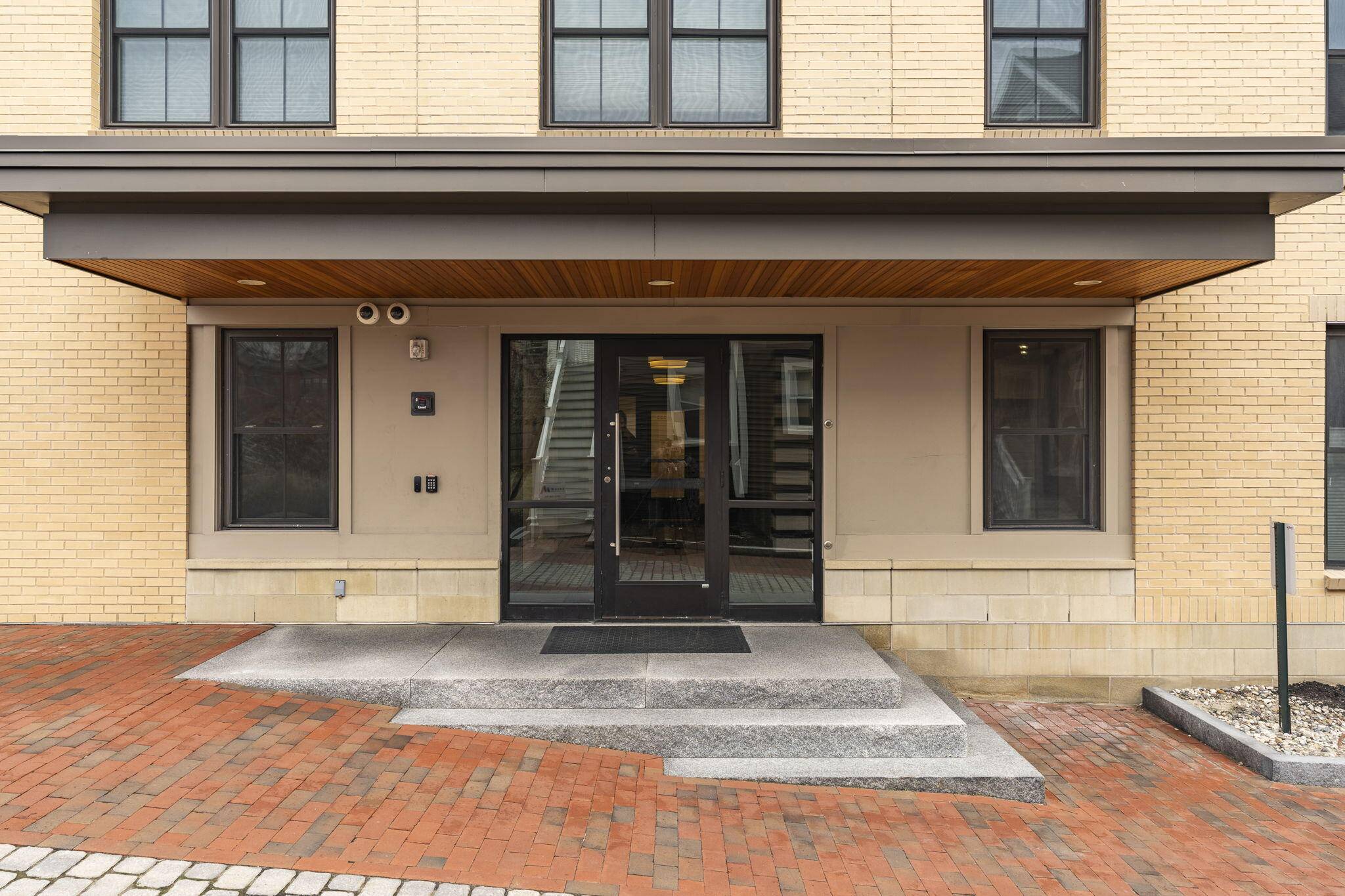 Portland, ME 04101,25 High ST #315