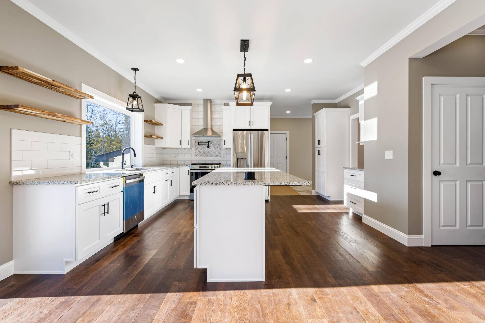 Hampden, ME 04444,197 Shaw Hill RD