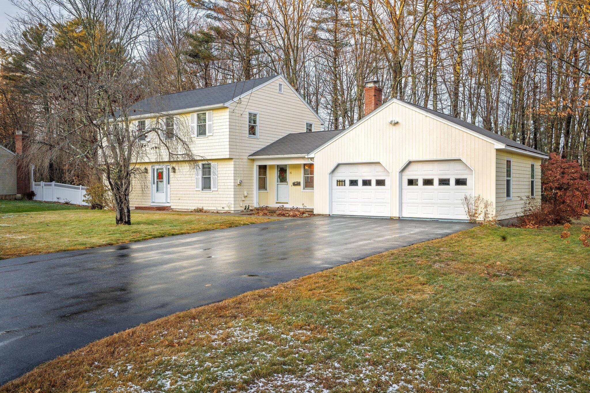 Kennebunk, ME 04043,15 Gendron LN