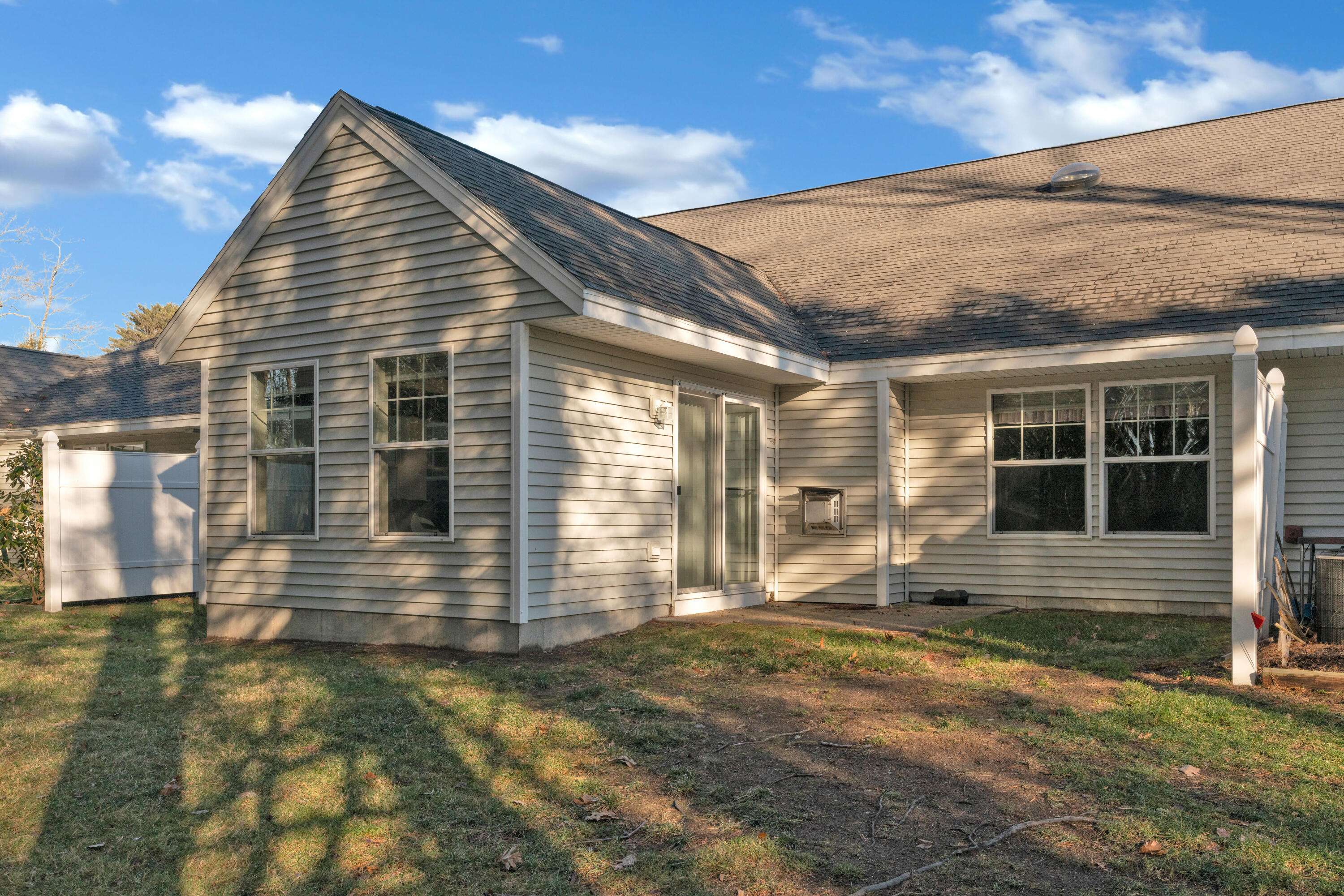 Old Orchard Beach, ME 04064,22 Macintosh LN #22