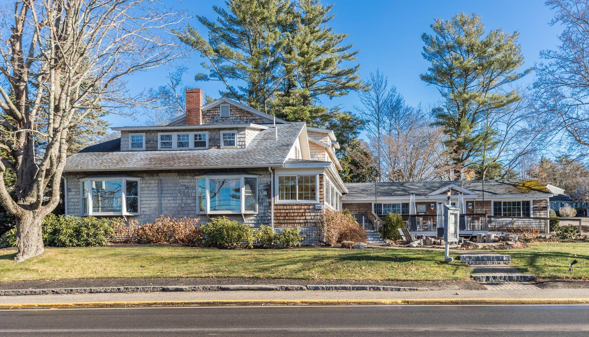 Ogunquit, ME 03907,261 Shore RD