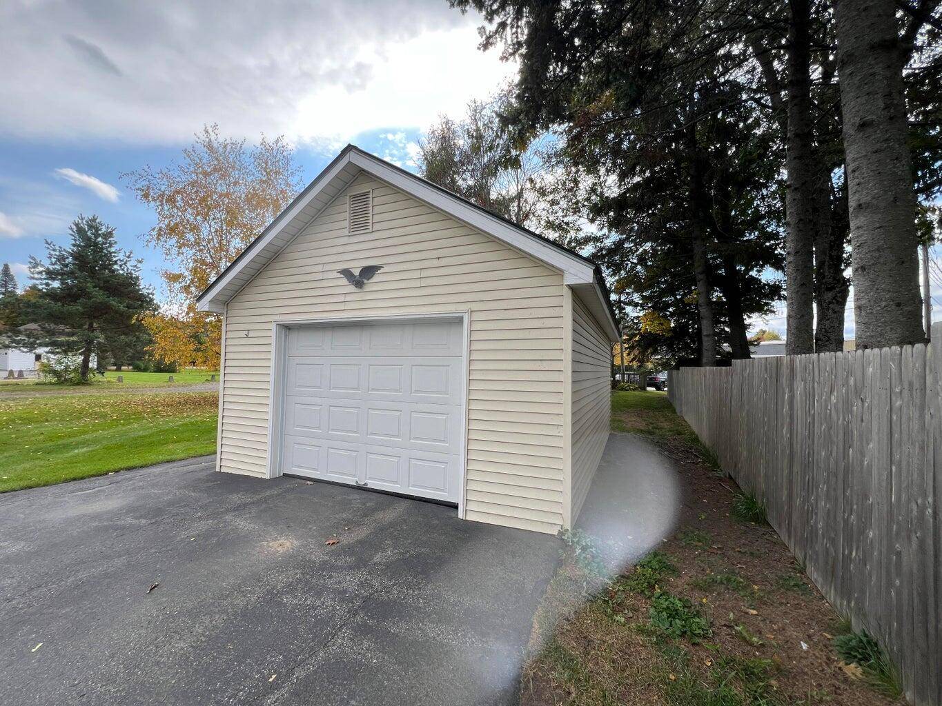 Fort Kent, ME 04743,17 Pleasant ST