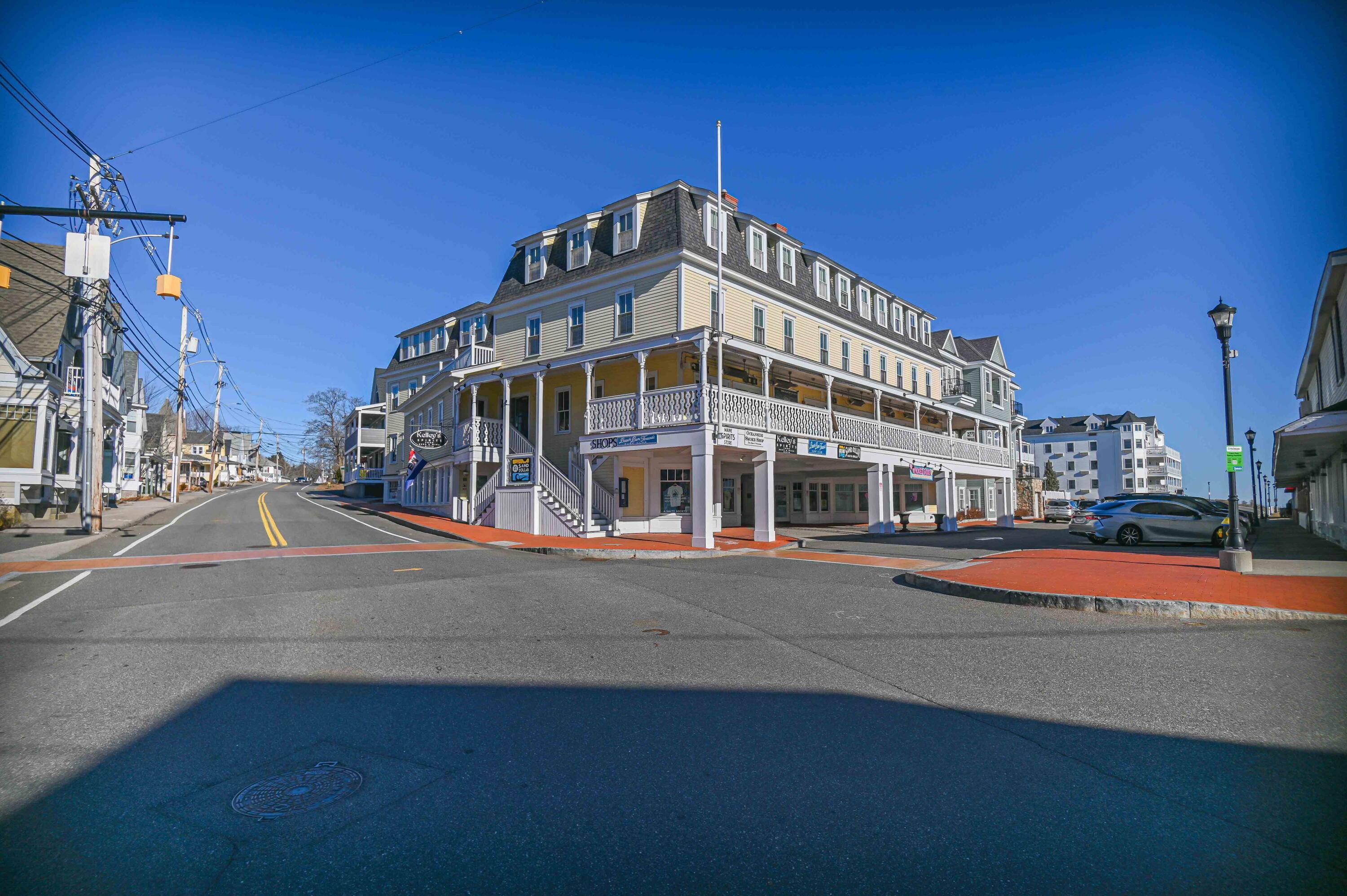 York, ME 03909,2 Beach ST #16