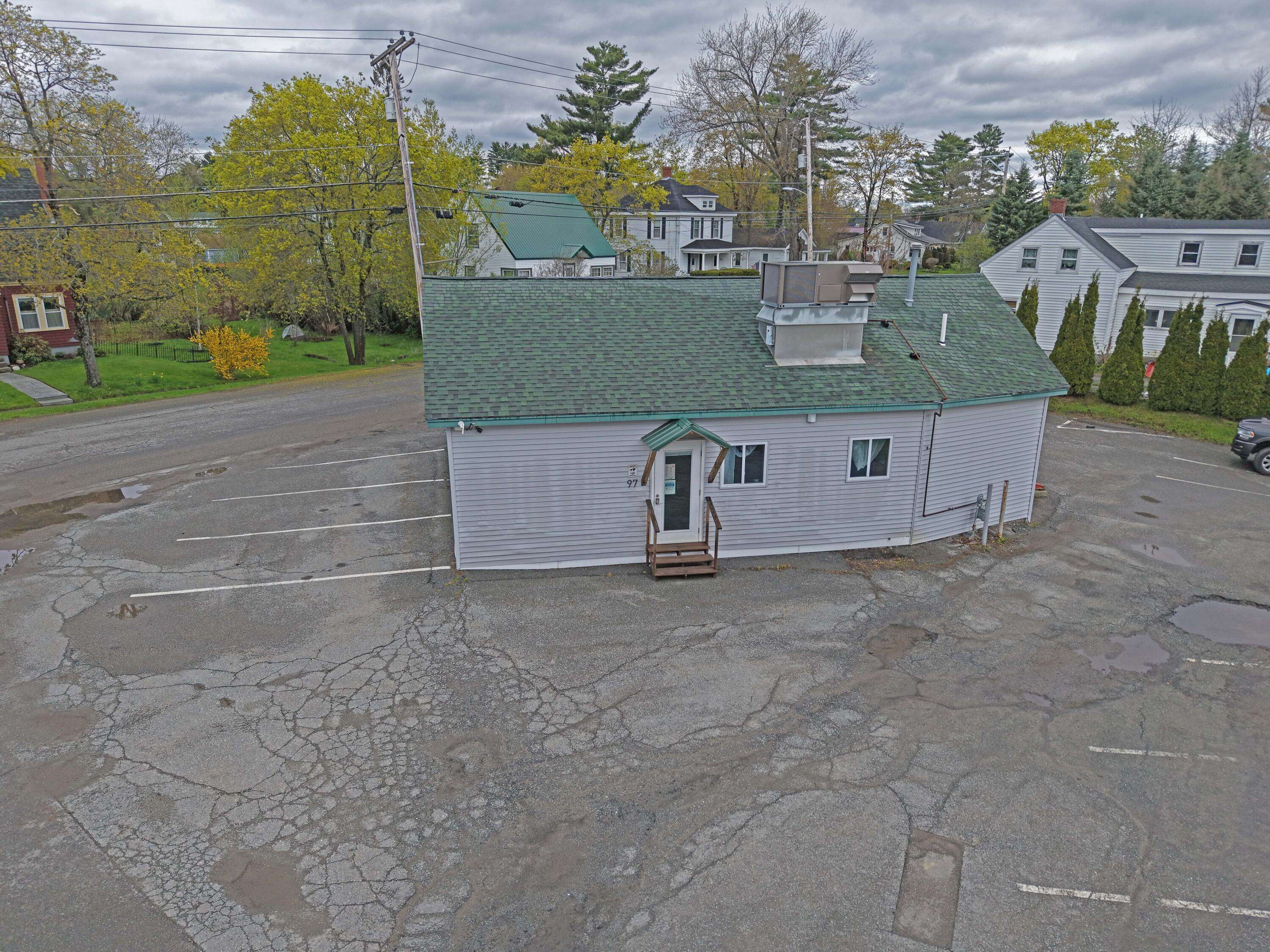 Bangor, ME 04401,97 Allen ST