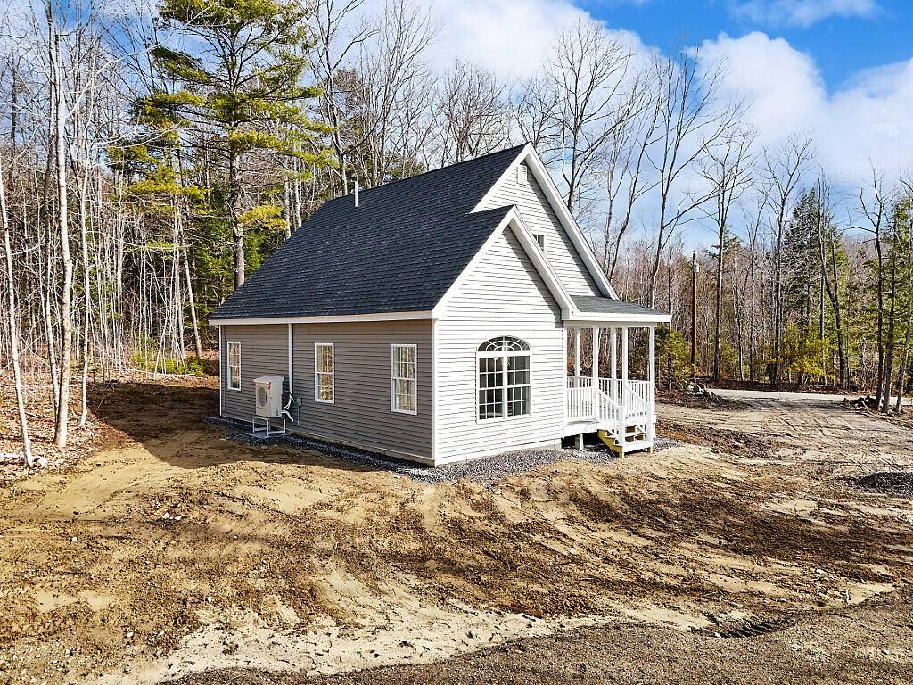 Mount Vernon, ME 04352,50 Dill RD