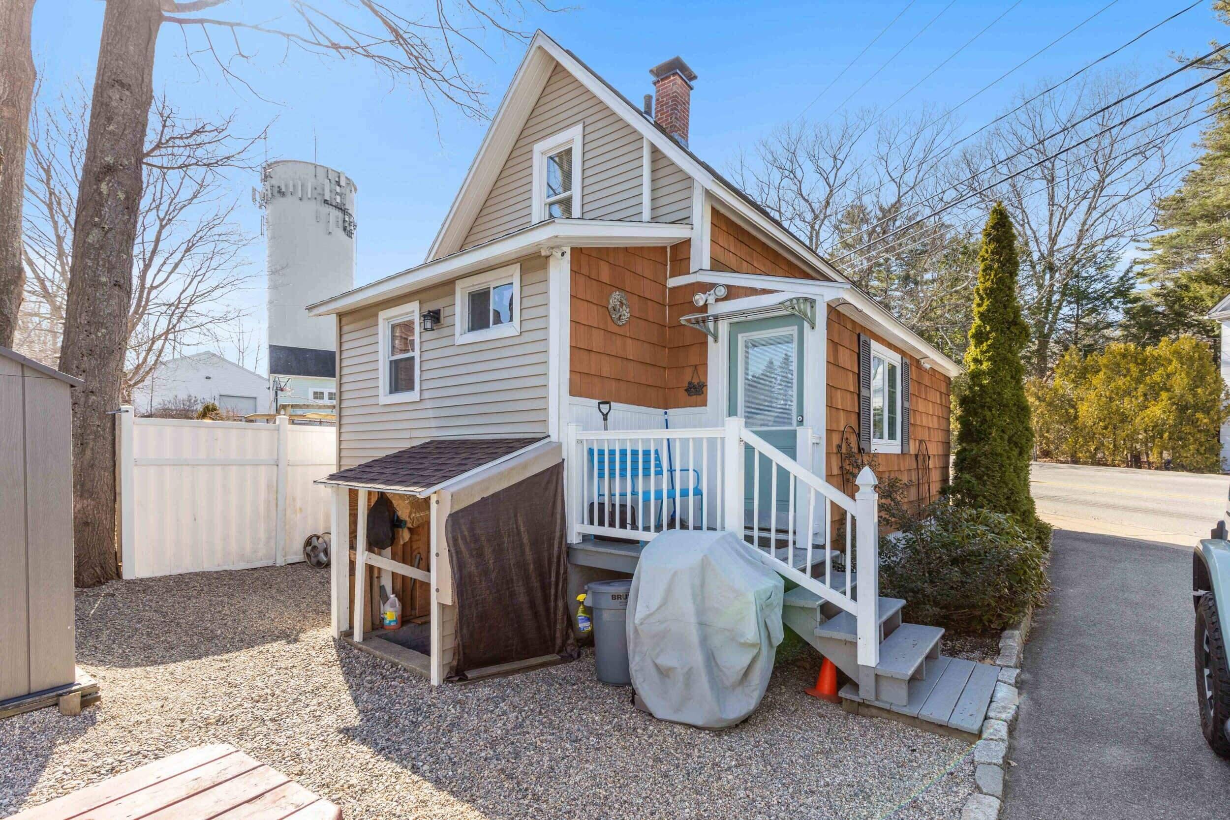Old Orchard Beach, ME 04064,125 Saco AVE