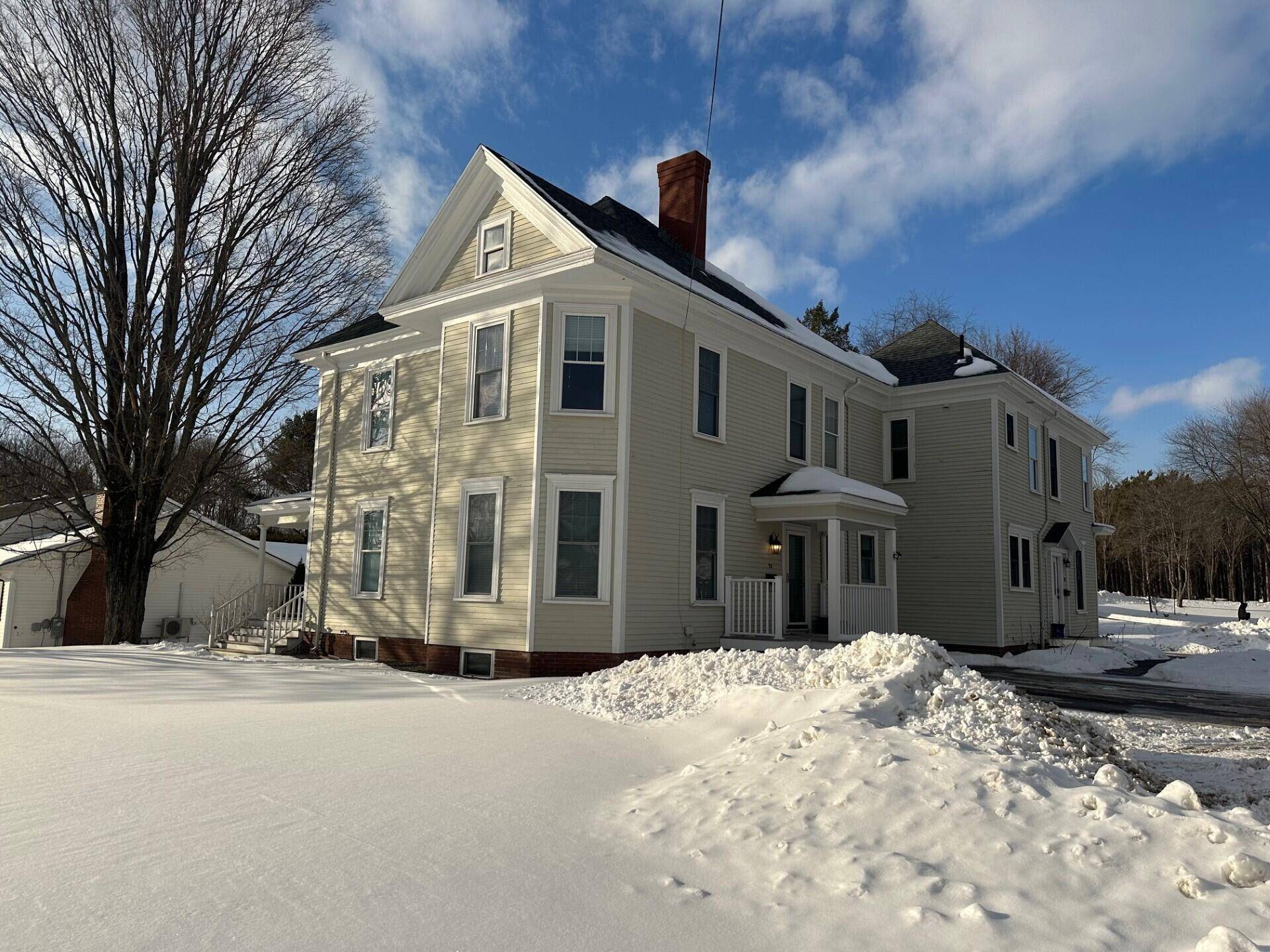 Bangor, ME 04401,98 Fountain ST