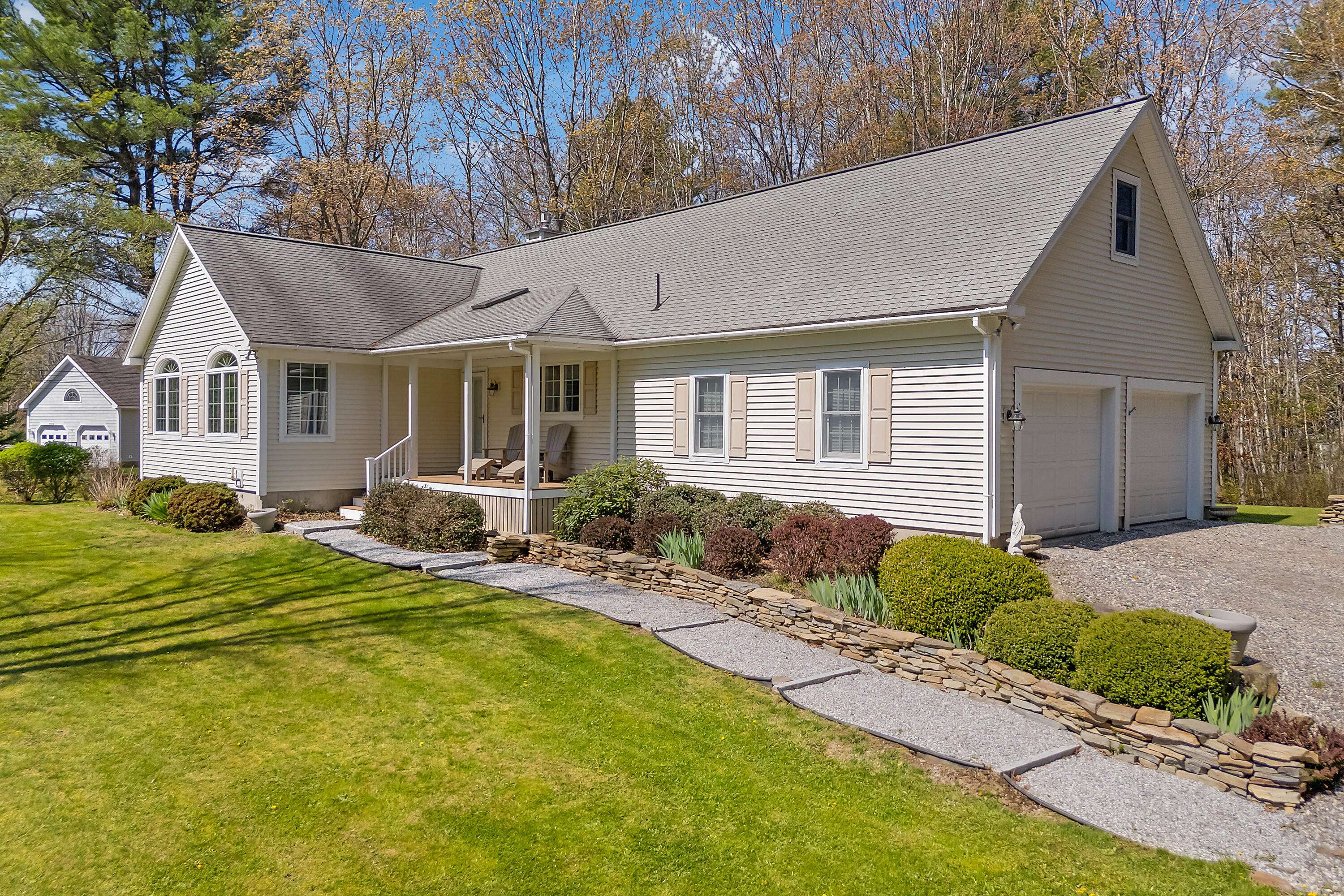 Boothbay, ME 04537,23 Sunny Acres LN