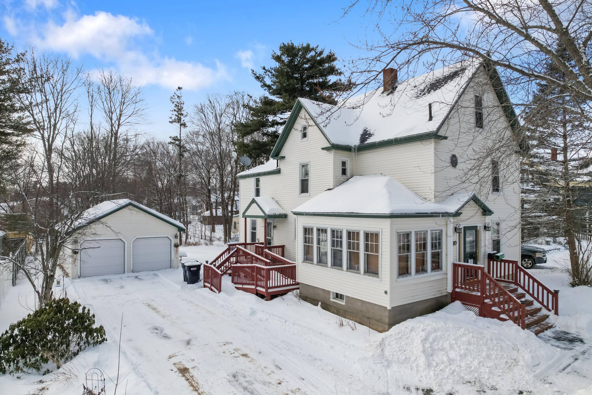 Bangor, ME 04401,70 Savage ST
