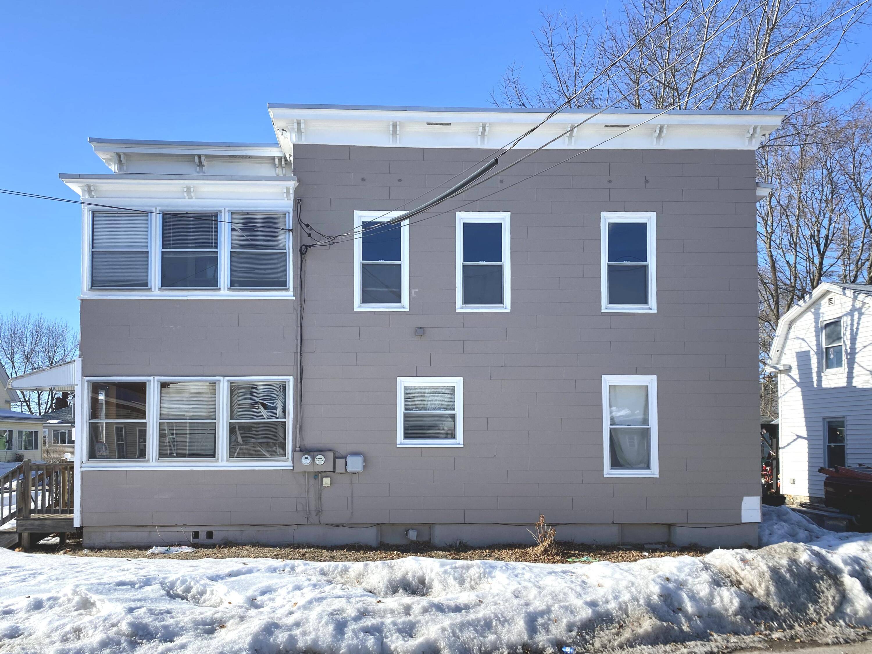 Sanford, ME 04073,3 Montreal ST