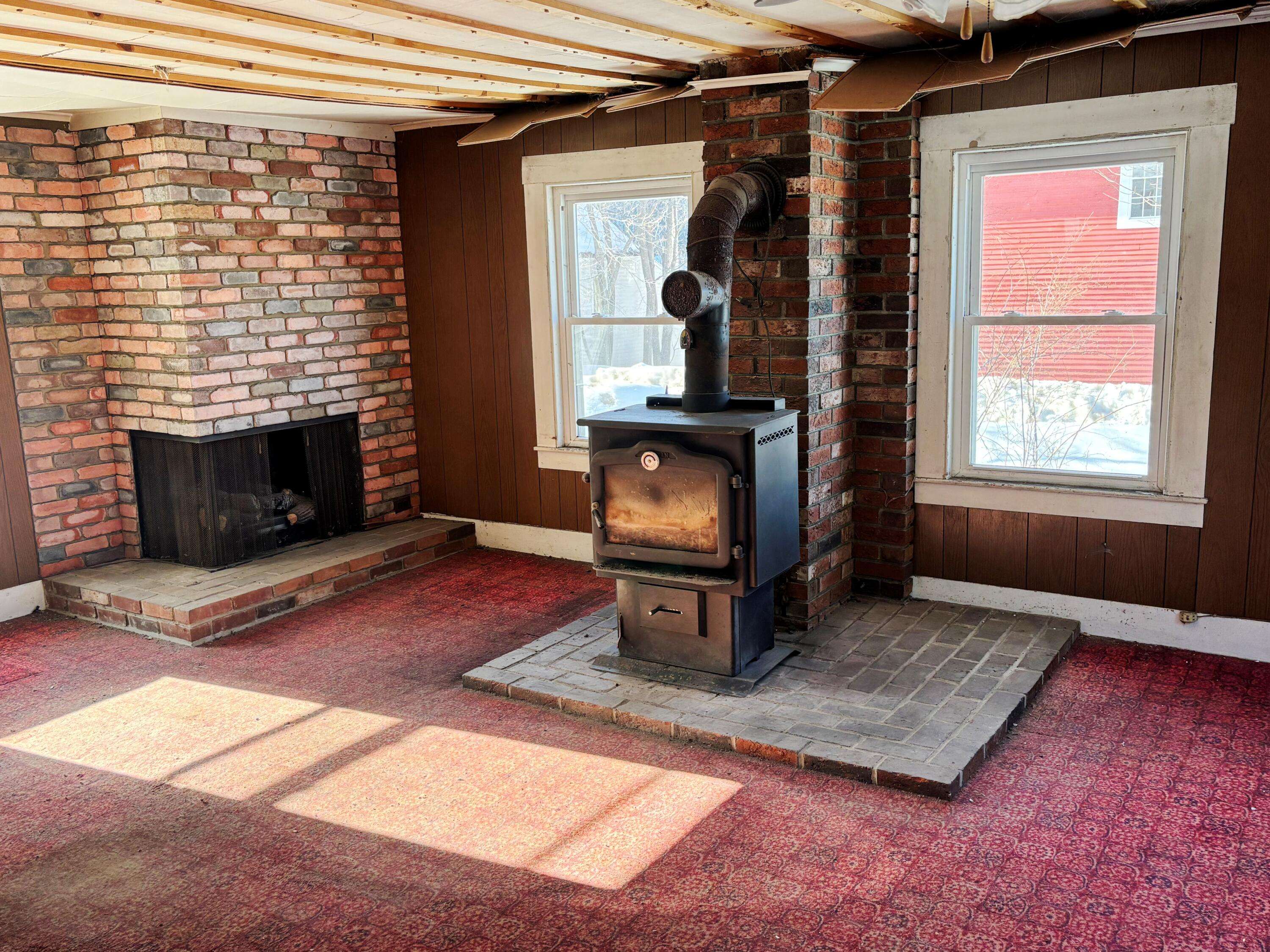 Hiram, ME 04041,25 Mountain View AVE