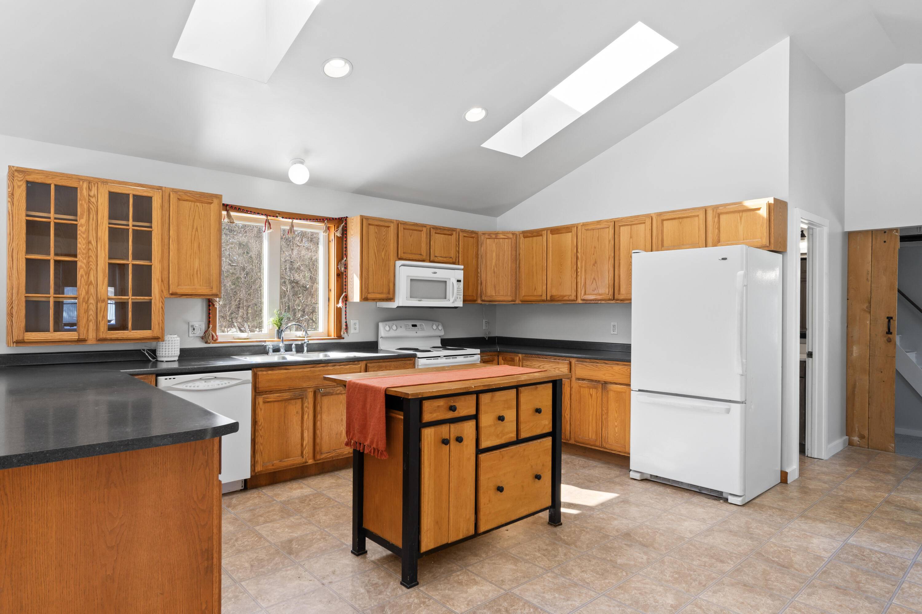 Winthrop, ME 04364,170 Hathaway RD