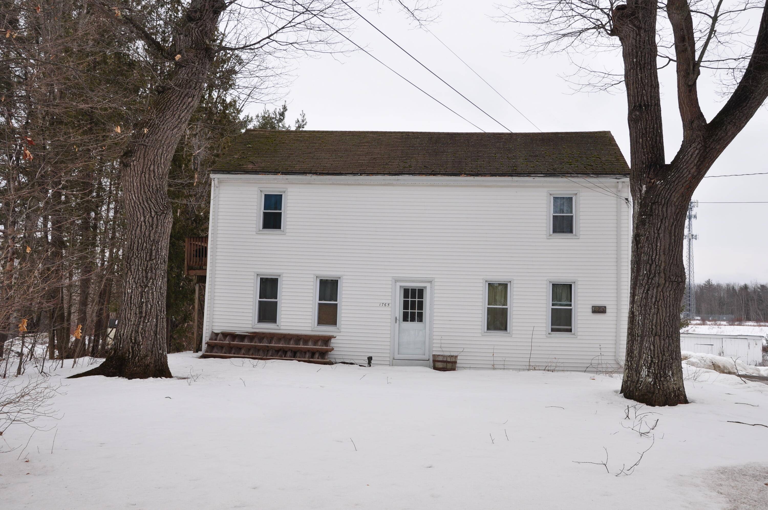 Bangor, ME 04401,1765 Ohio ST