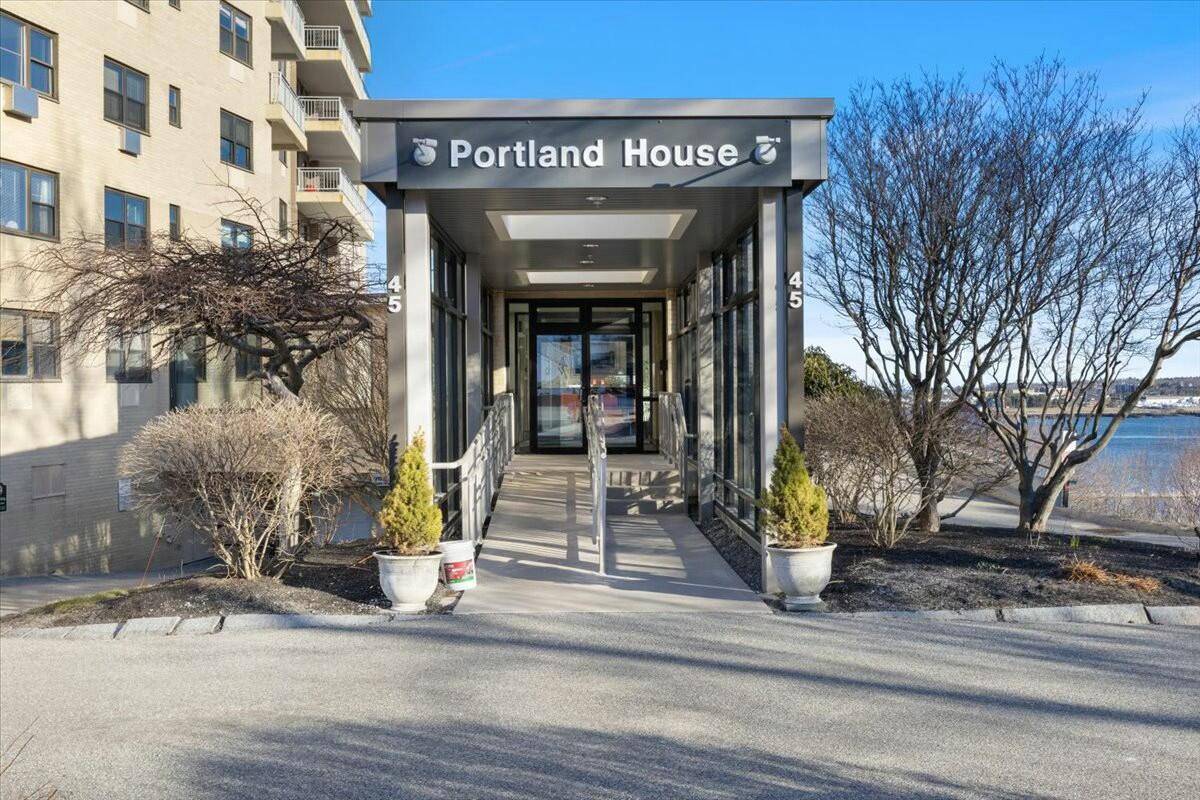 Portland, ME 04101,45 Eastern Promenade #3K
