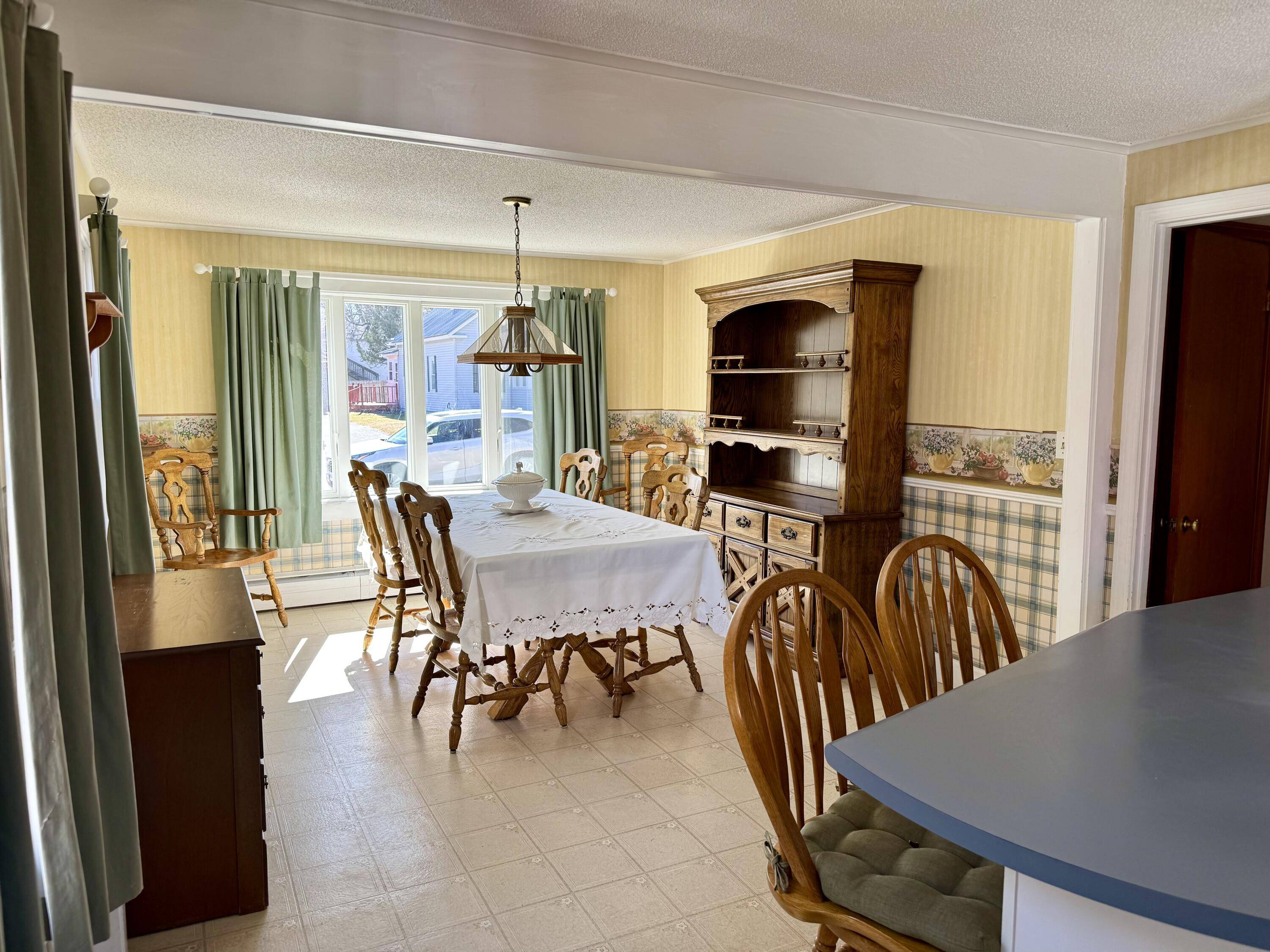Waterville, ME 04901,25 Sterling ST