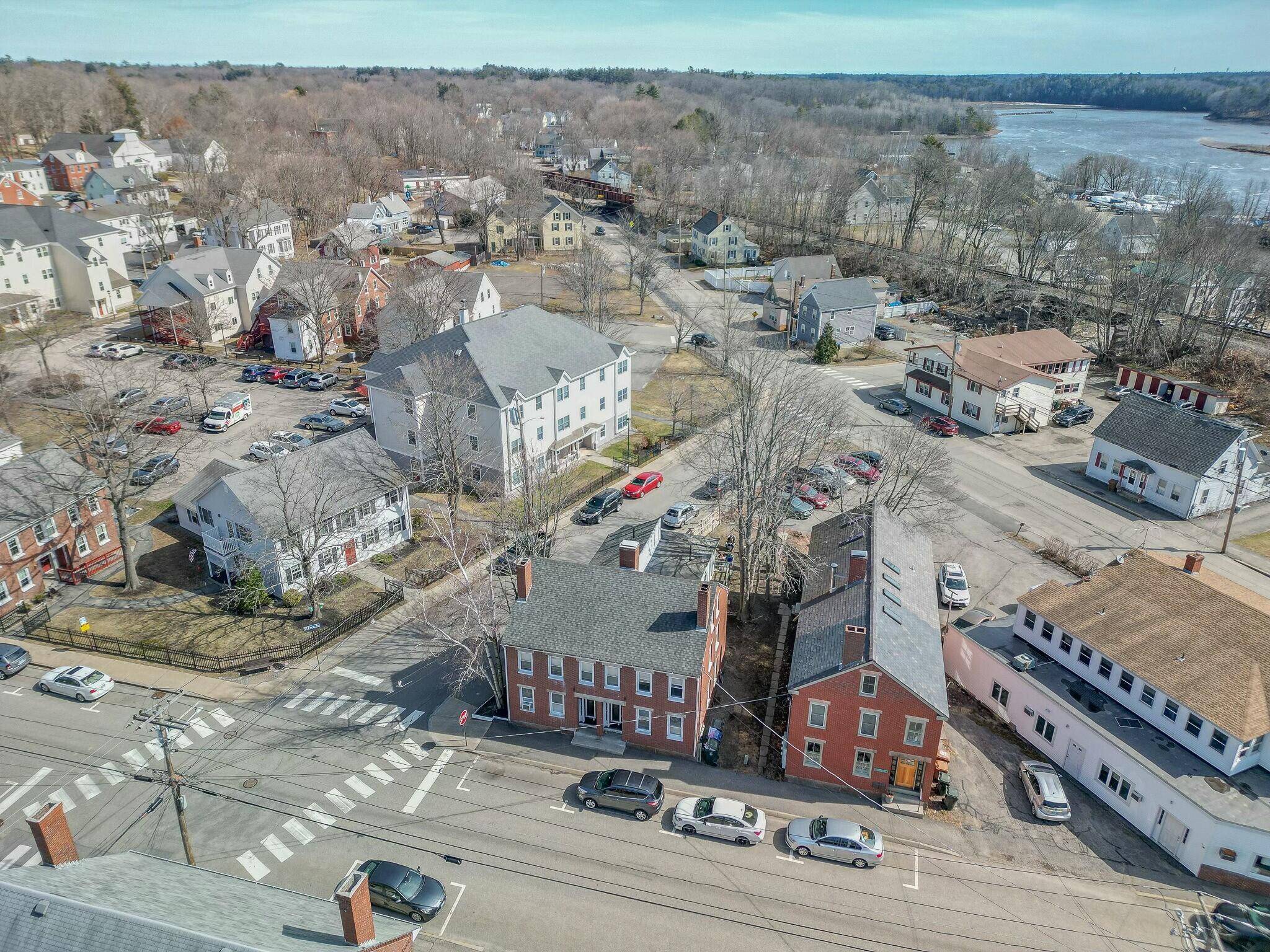 Saco, ME 04072,13-15 Middle ST