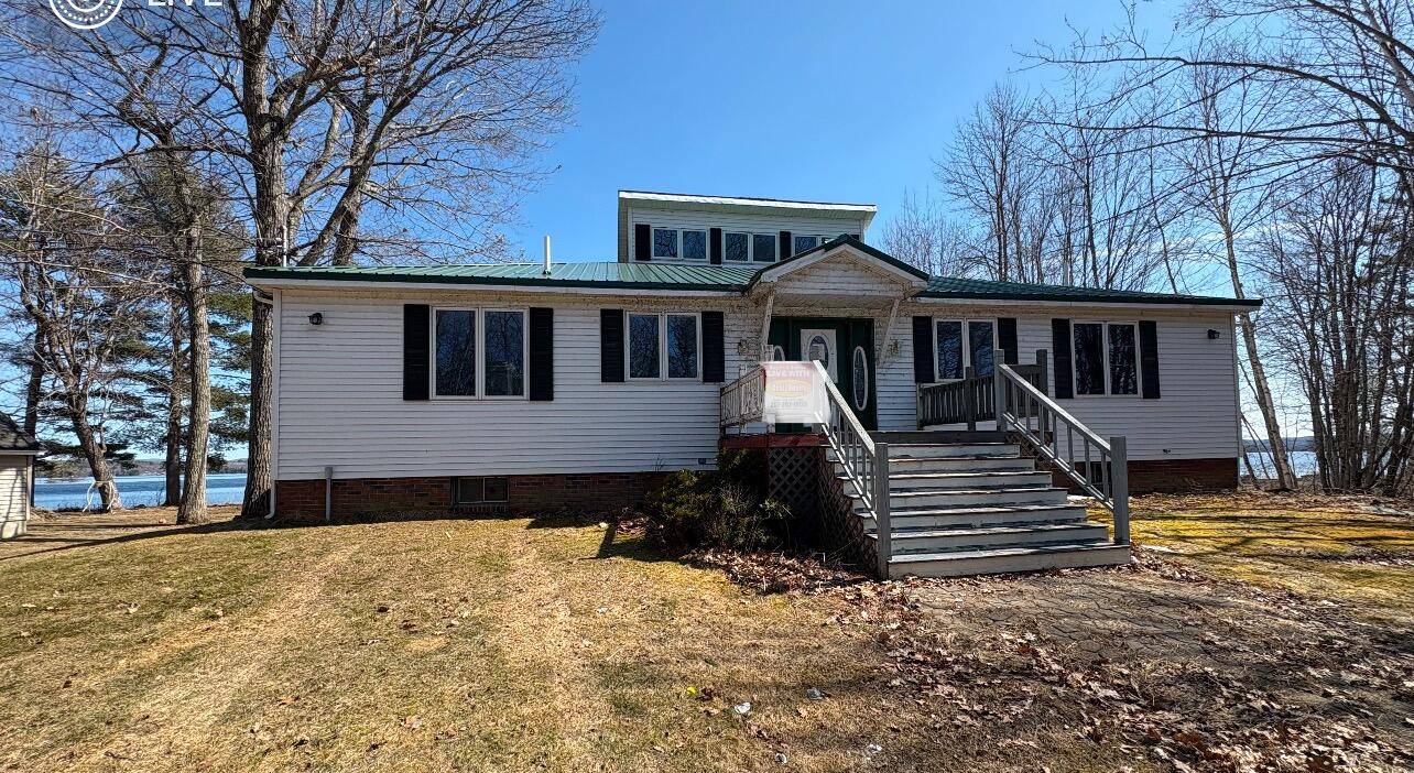 Burnham, ME 04922,138 Oakwood LN