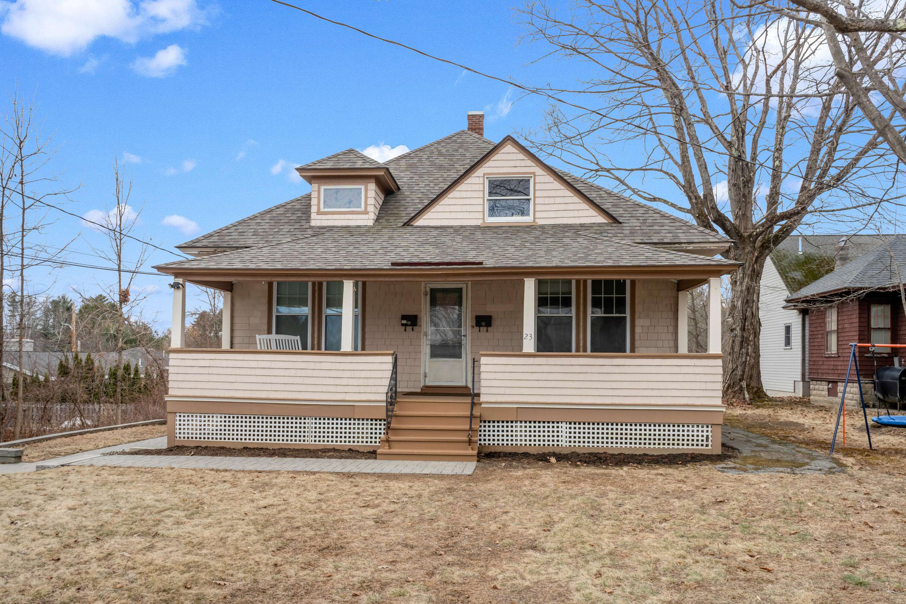 Lewiston, ME 04240,23 Montello ST