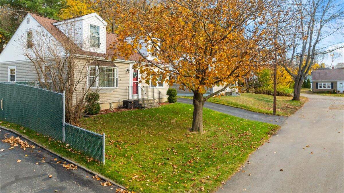 Lewiston, ME 04240,30 Brown ST