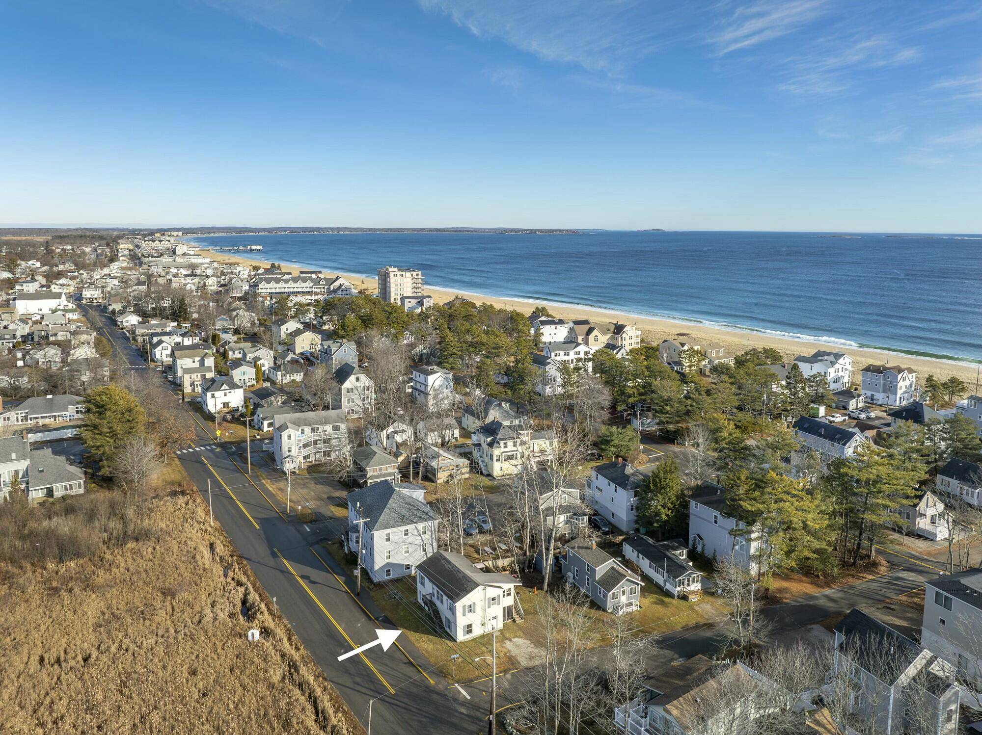 Old Orchard Beach, ME 04064,18 Hampton AVE