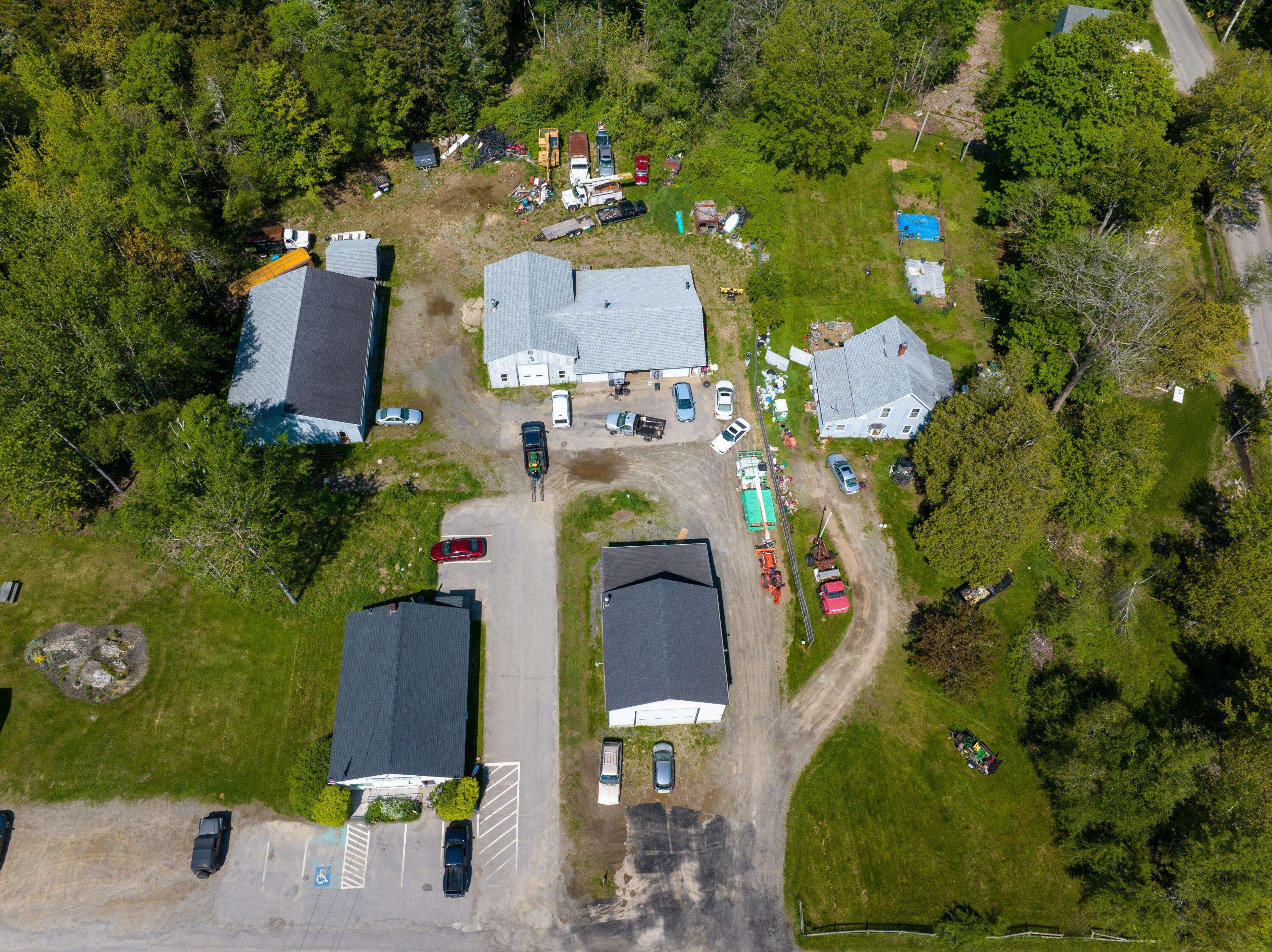 Islesboro, ME 04848,116 Main RD