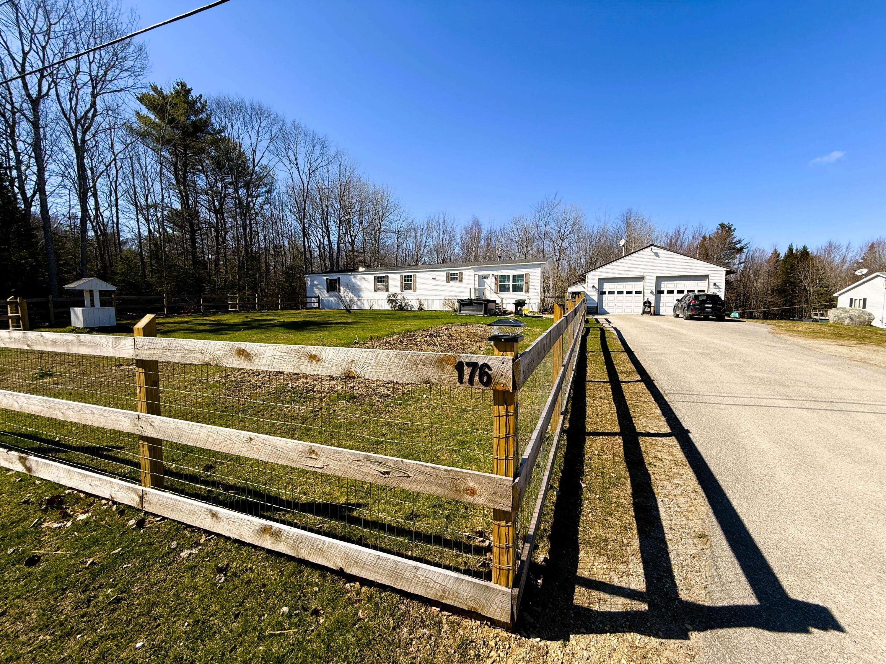 Waldoboro, ME 04572,176 Violet LN
