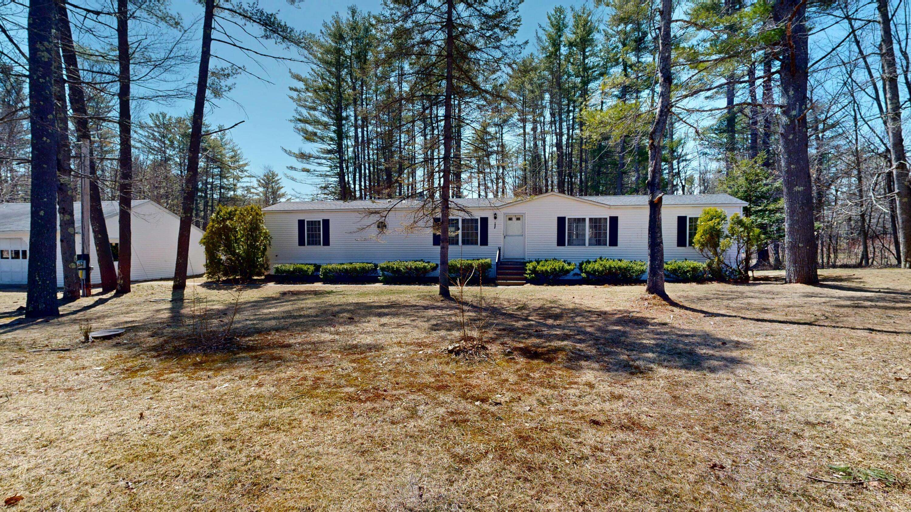 Monmouth, ME 04259,288 Blue RD
