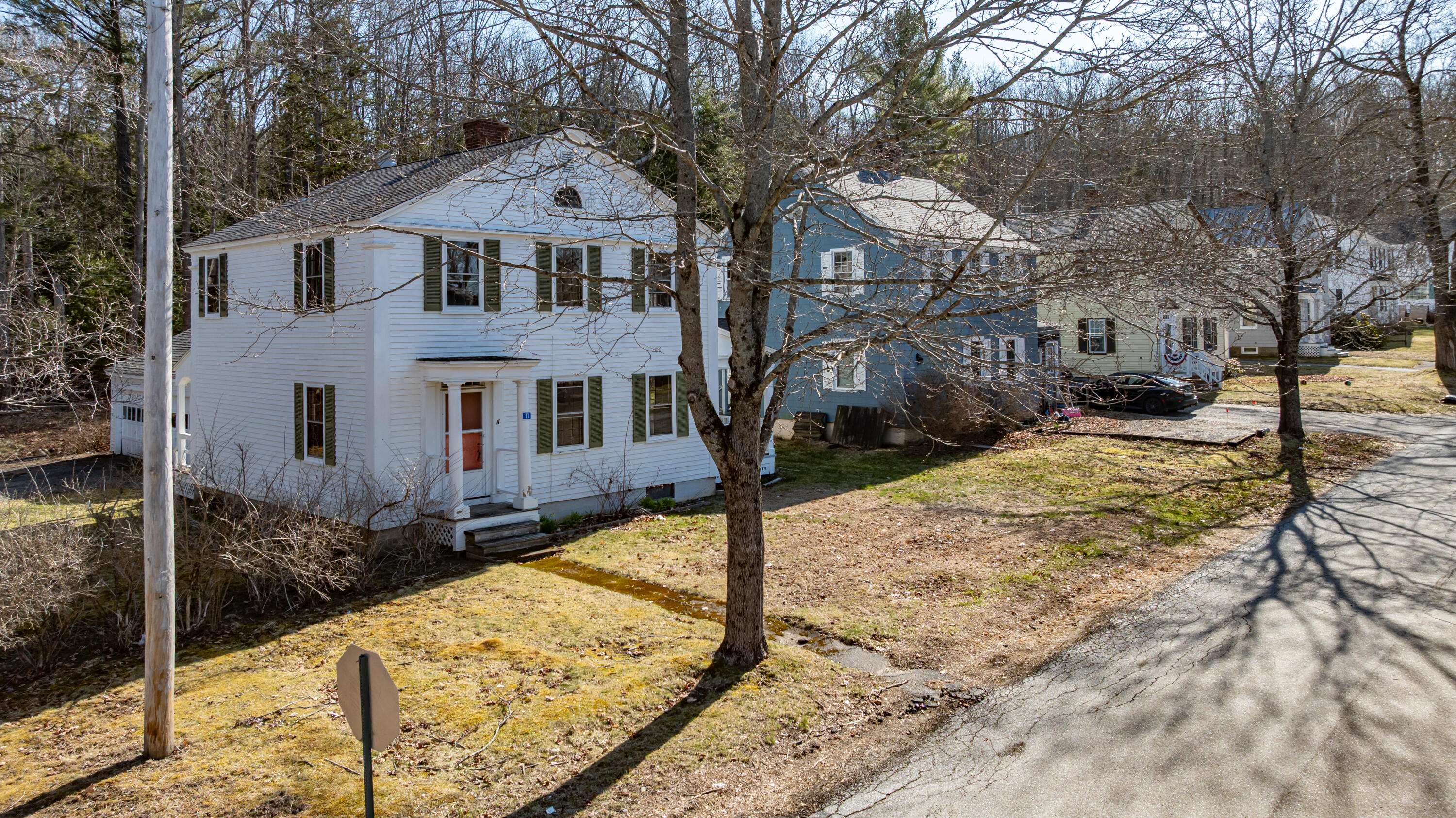 Bucksport, ME 04416,11 Thomas ST