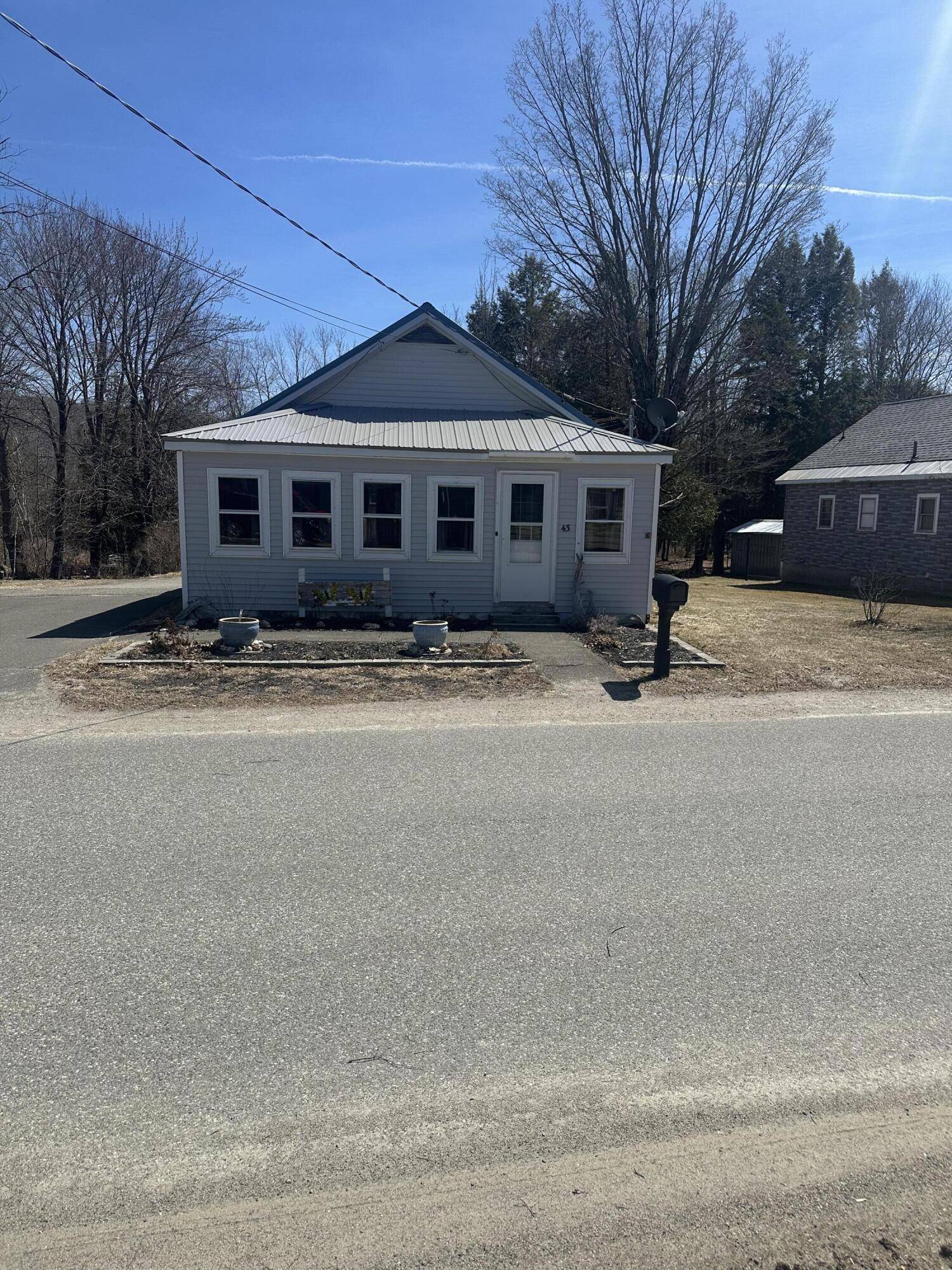 Millinocket, ME 04462,43 Iron Bridge RD