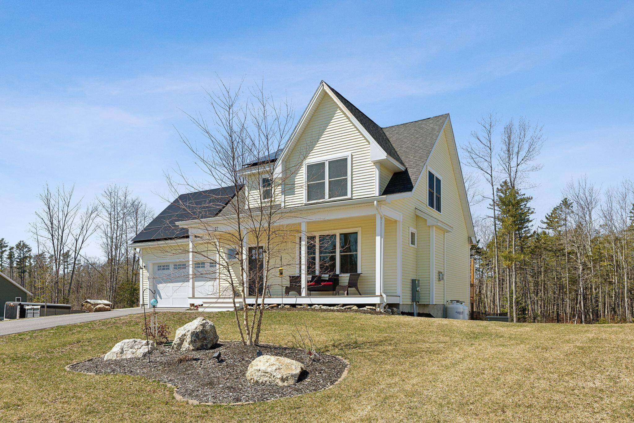 Brunswick, ME 04011,27 Beacon DR