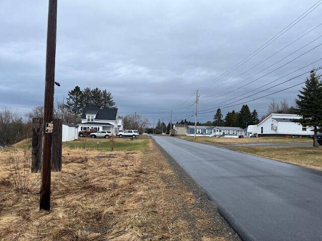 Limestone, ME 04750,58 Pondview ST