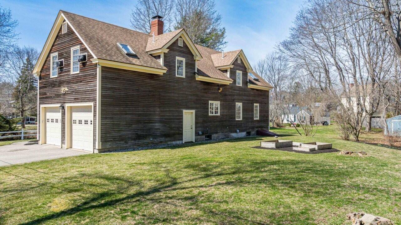 York, ME 03909,4 Hemming WAY