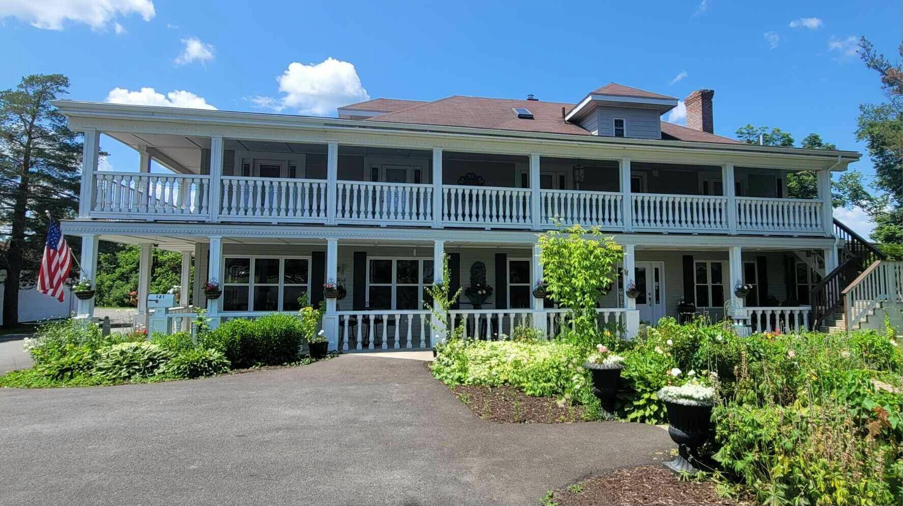 Madawaska, ME 04756,121 Fraser AVE