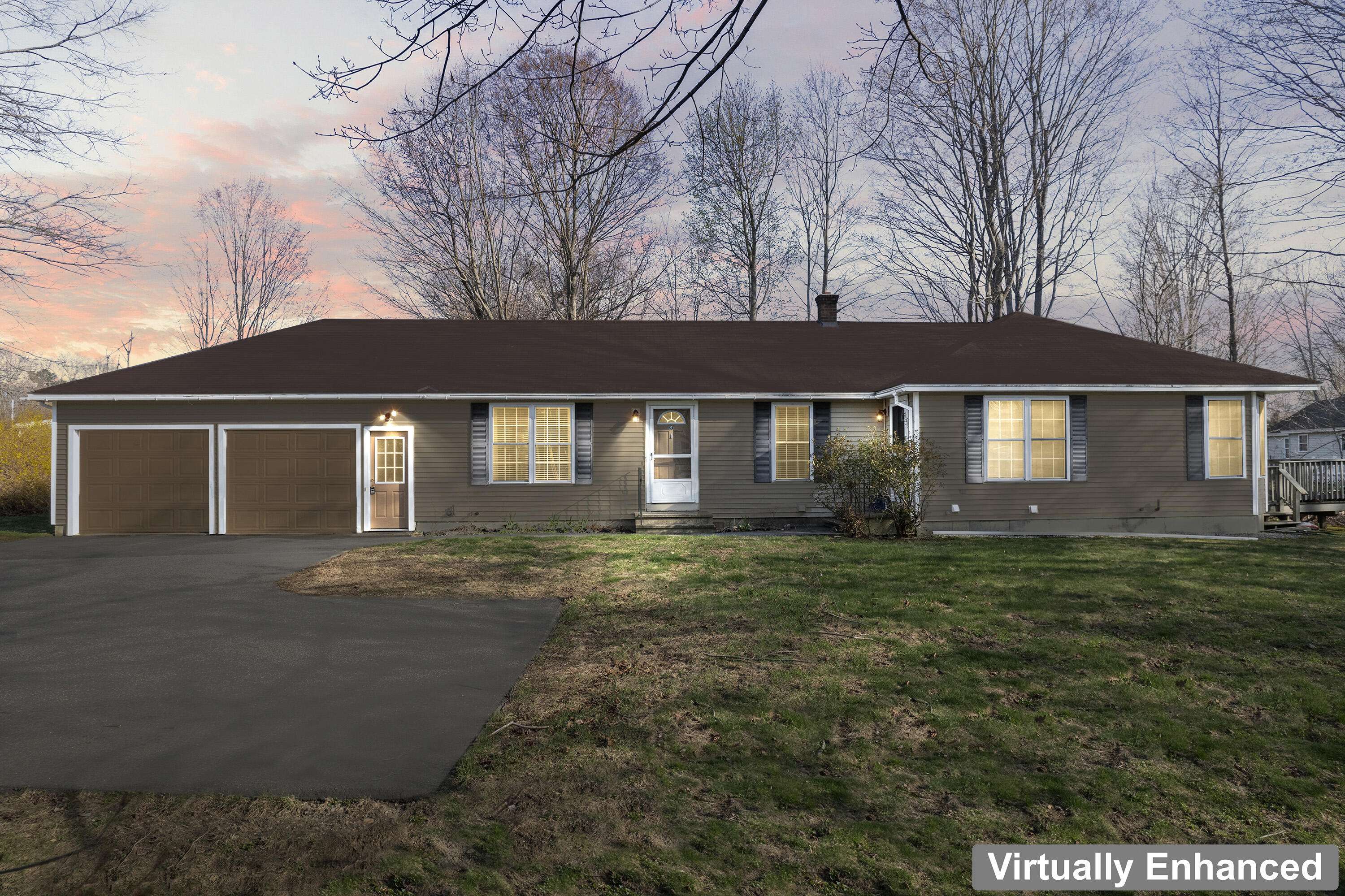 Saco, ME 04072,6 Therrien AVE #1