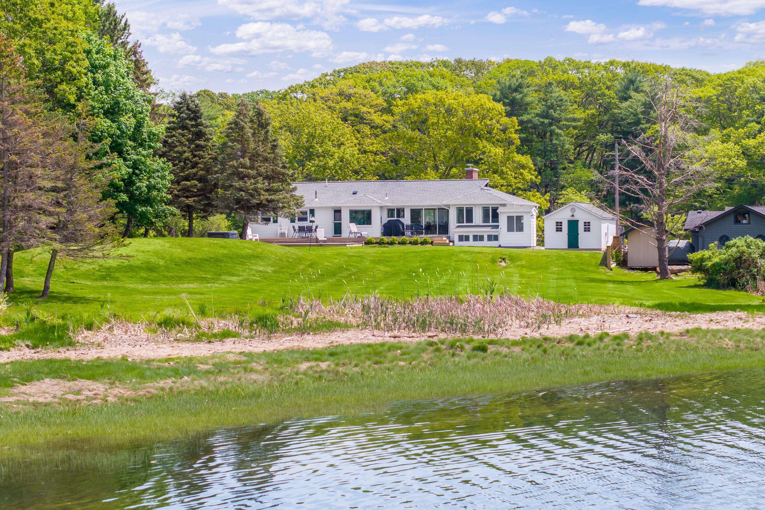 Kittery, ME 03904,18 Trafton LN