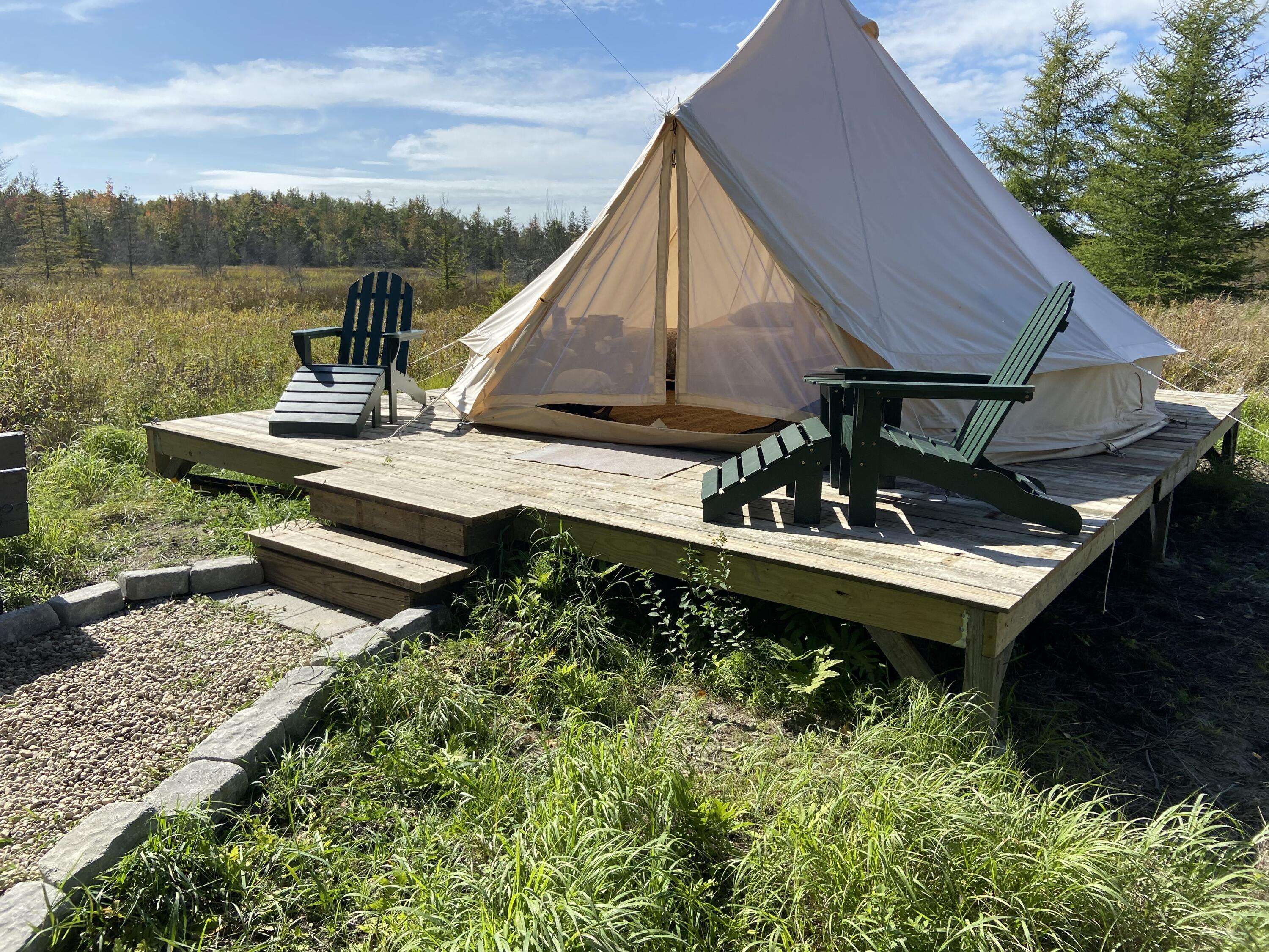 Lamoine, ME 04605,87 Woodcock LN
