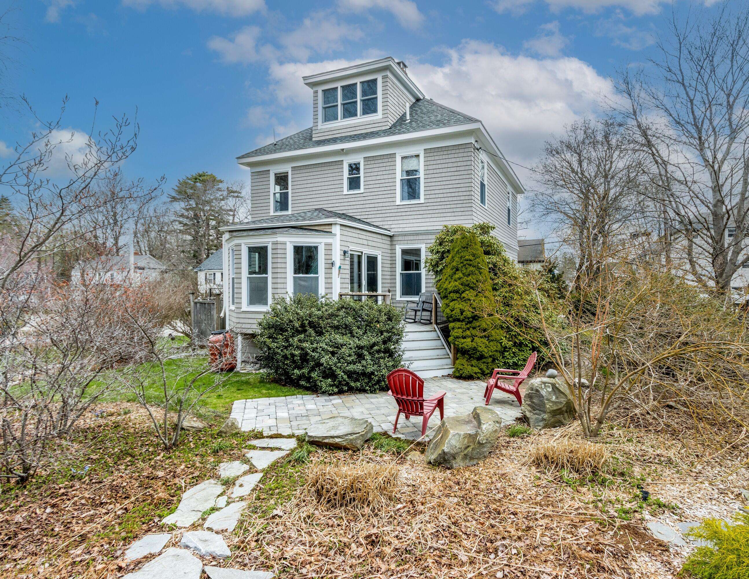 Cape Elizabeth, ME 04107,41 Warren AVE