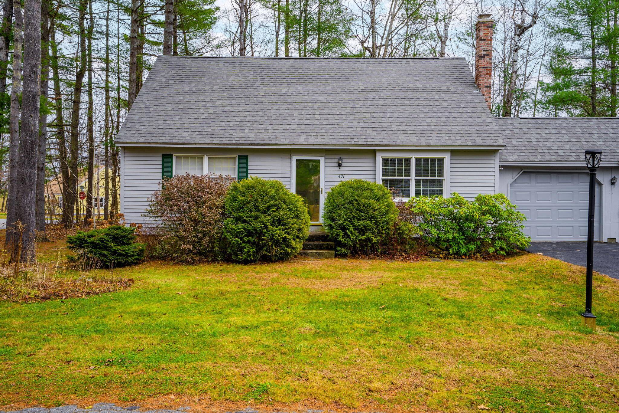 Waterville, ME 04901,401 Evergreen DR #20