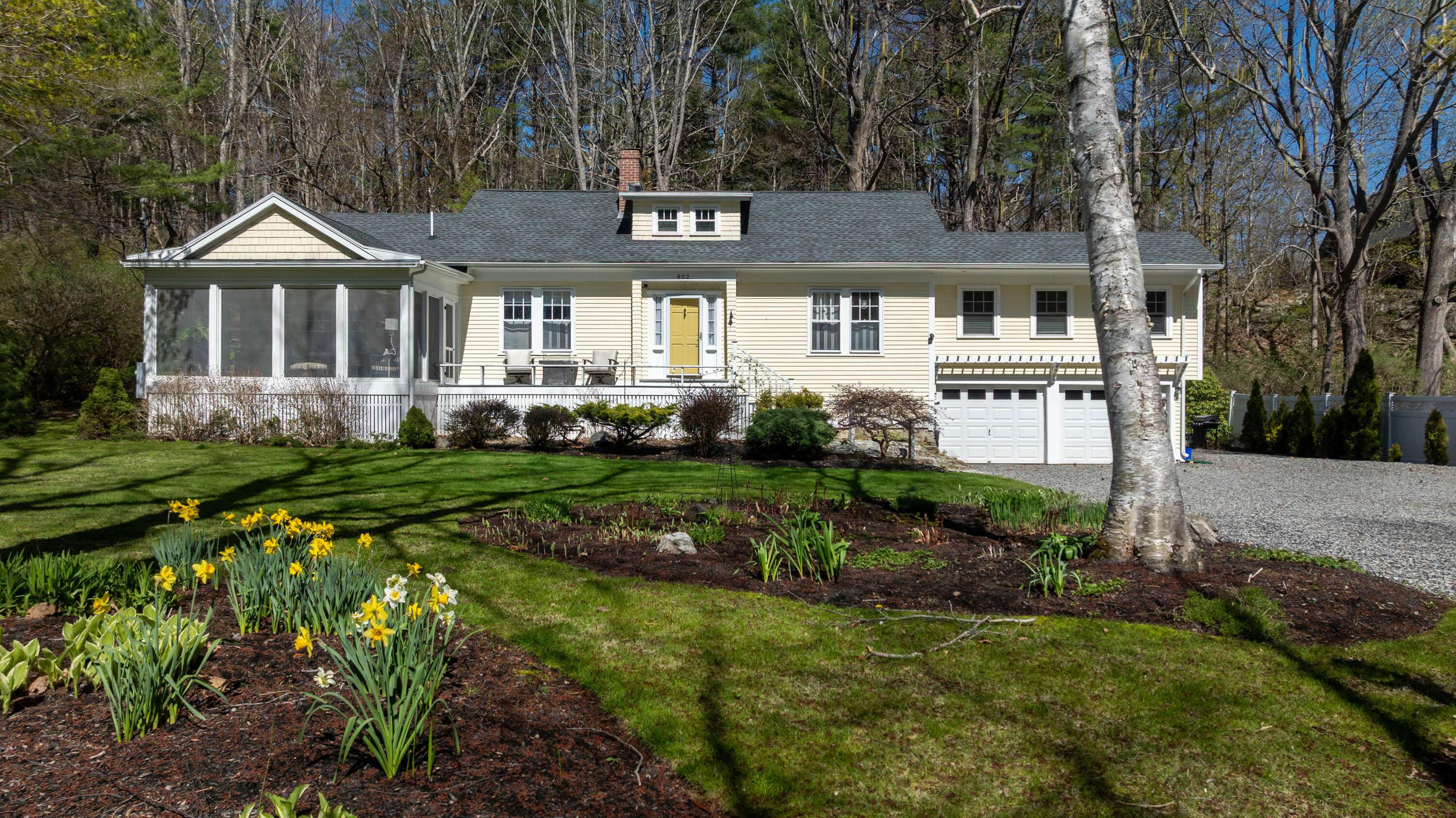 York, ME 03902,802 Shore RD
